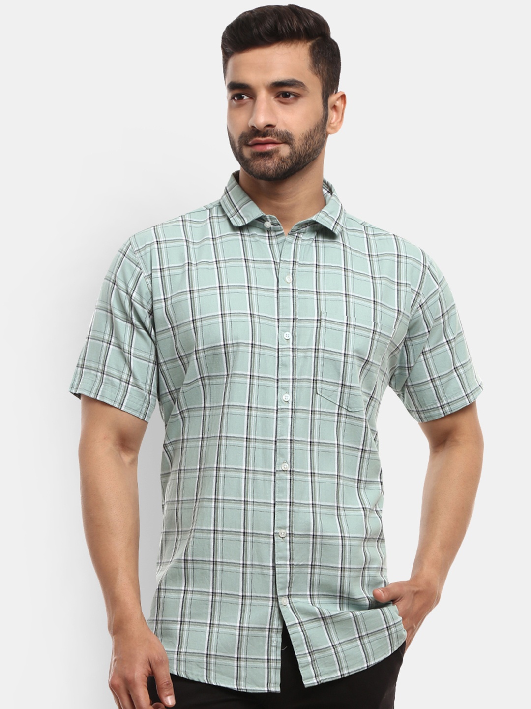 

V-Mart Men Green Checked Casual Shirt