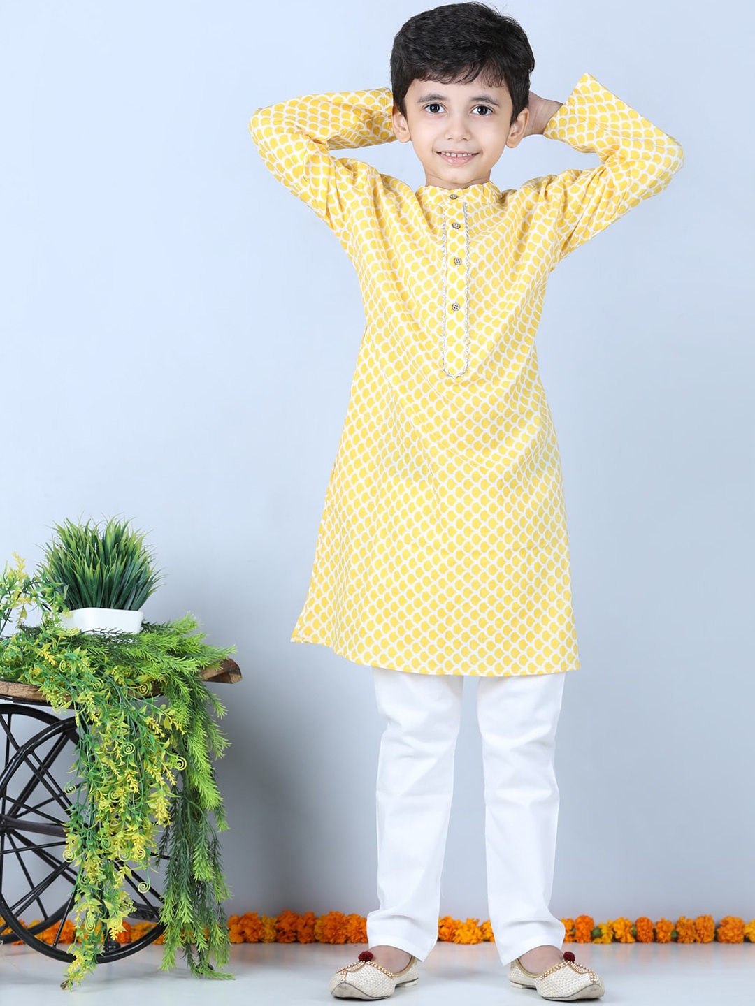 

AWW HUNNIE Boys Yellow Ethnic Motifs Printed Pure Cotton Kurti with Pyjamas