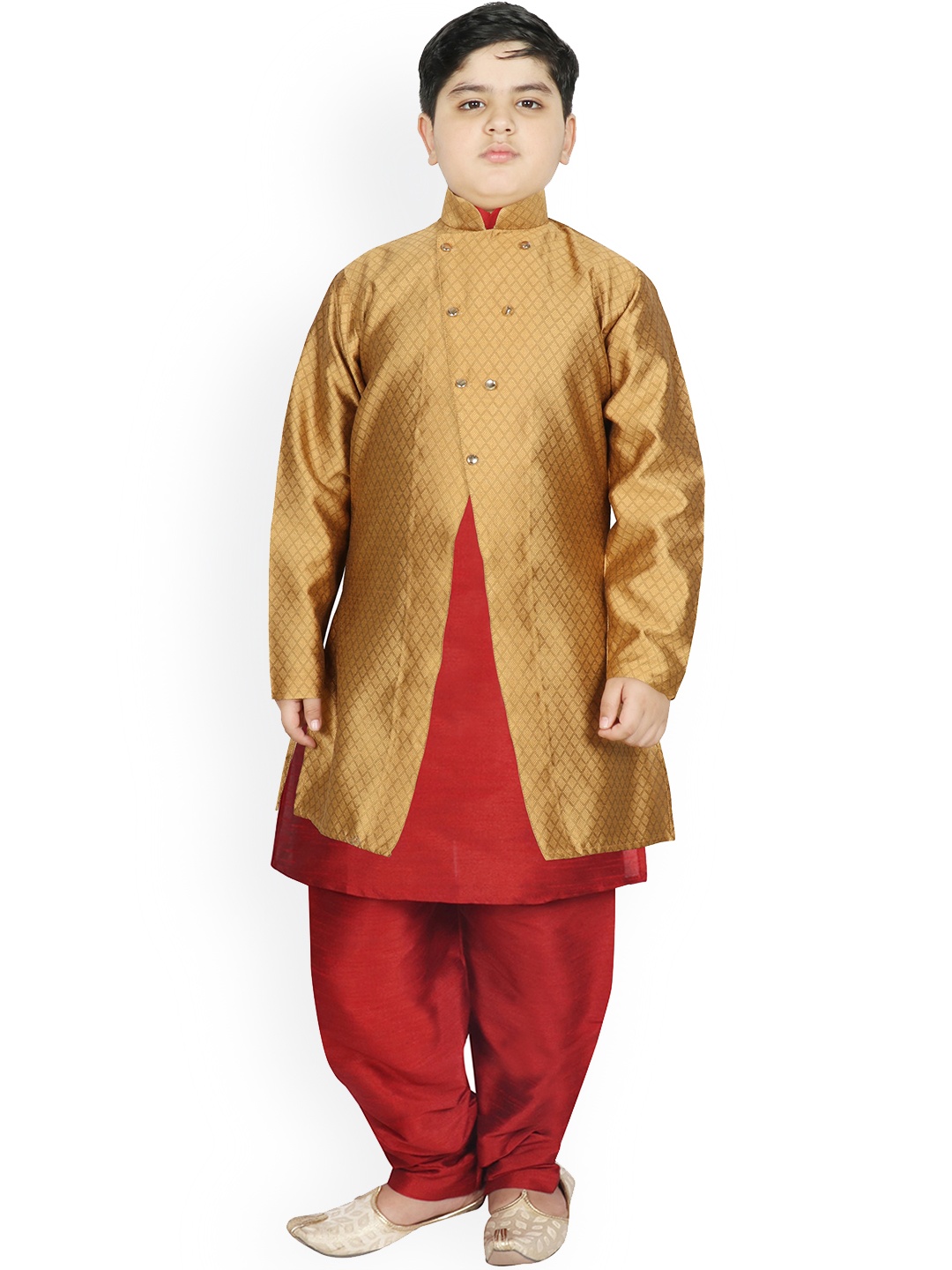 

SG YUVRAJ Boys Gold-Toned & Maroon Raw Silk Kurta with Pyjamas & Jacket