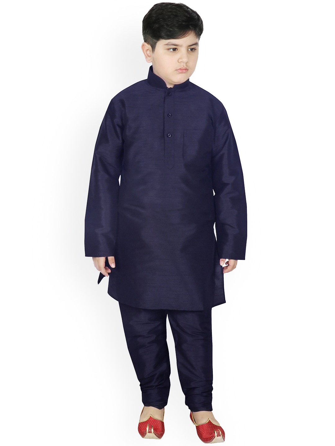 

SG YUVRAJ Boys Navy Blue Raw Silk Kurta with Pyjamas & Jacket