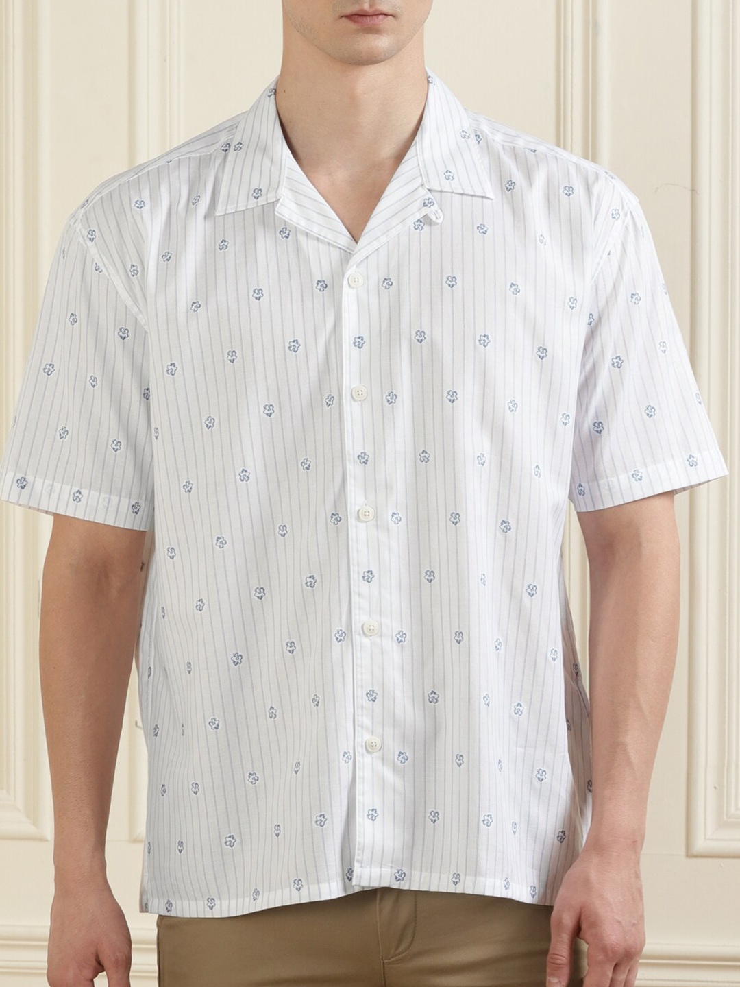 

Ted Baker Men White Floral Printed Pure Cotton Casual Shirt