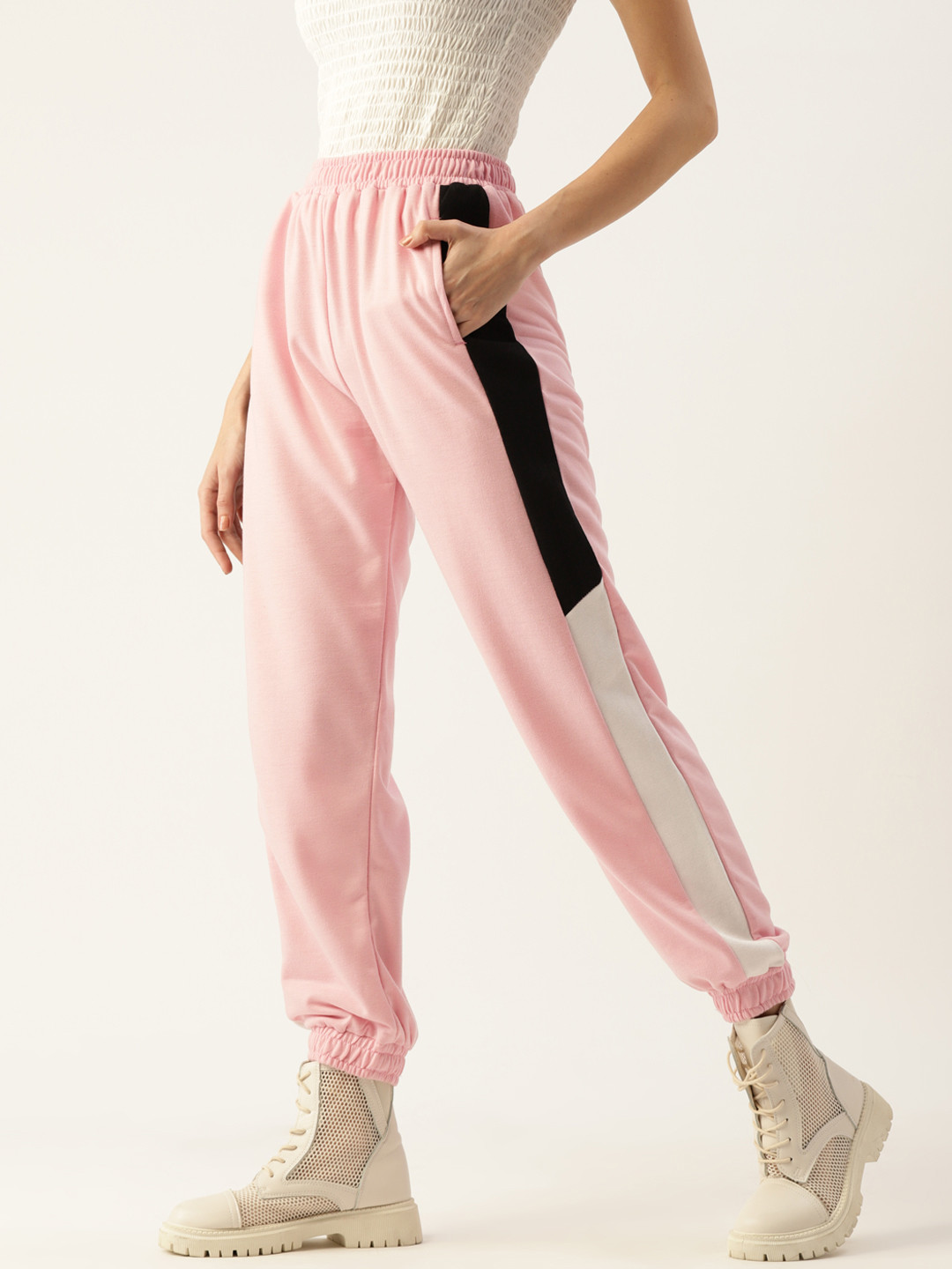 

Kook N Keech Women Pink Solid Side Striped Detail Joggers