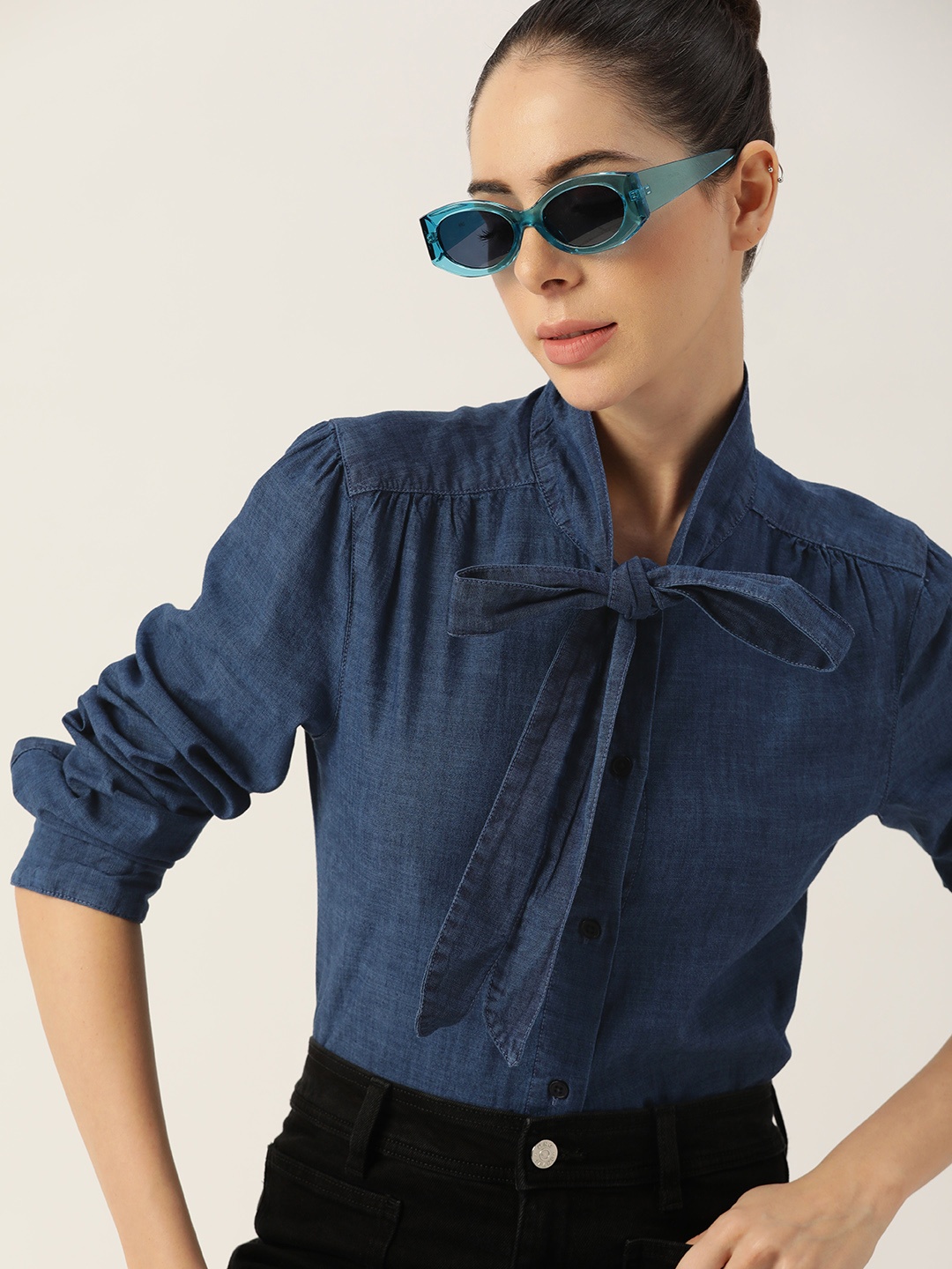 

Kook N Keech Women Navy Blue Solid Pure Cotton Chambray Casual Shirt