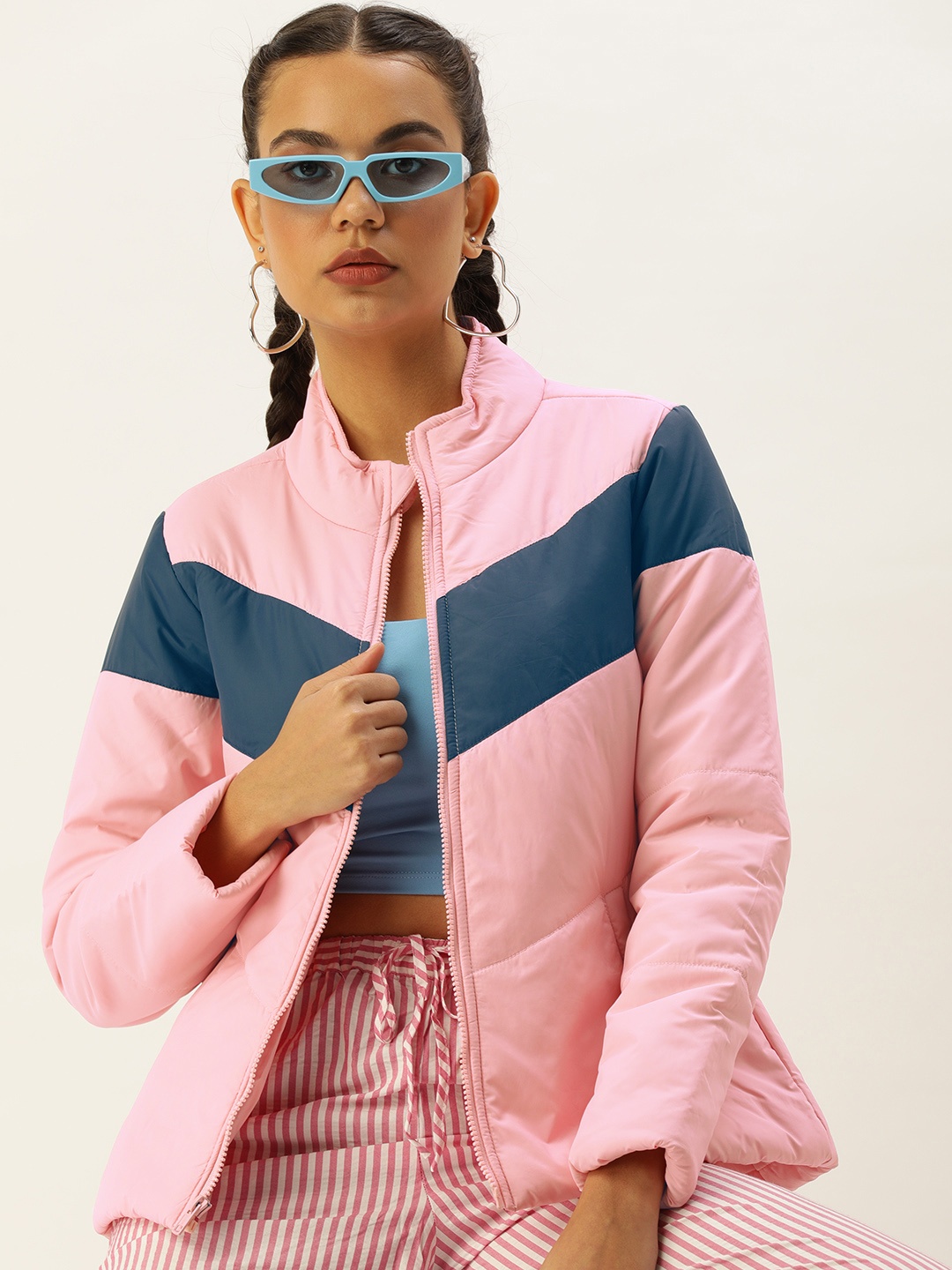

Kook N Keech Women Pink & Navy Blue Colourblocked Padded Jacket