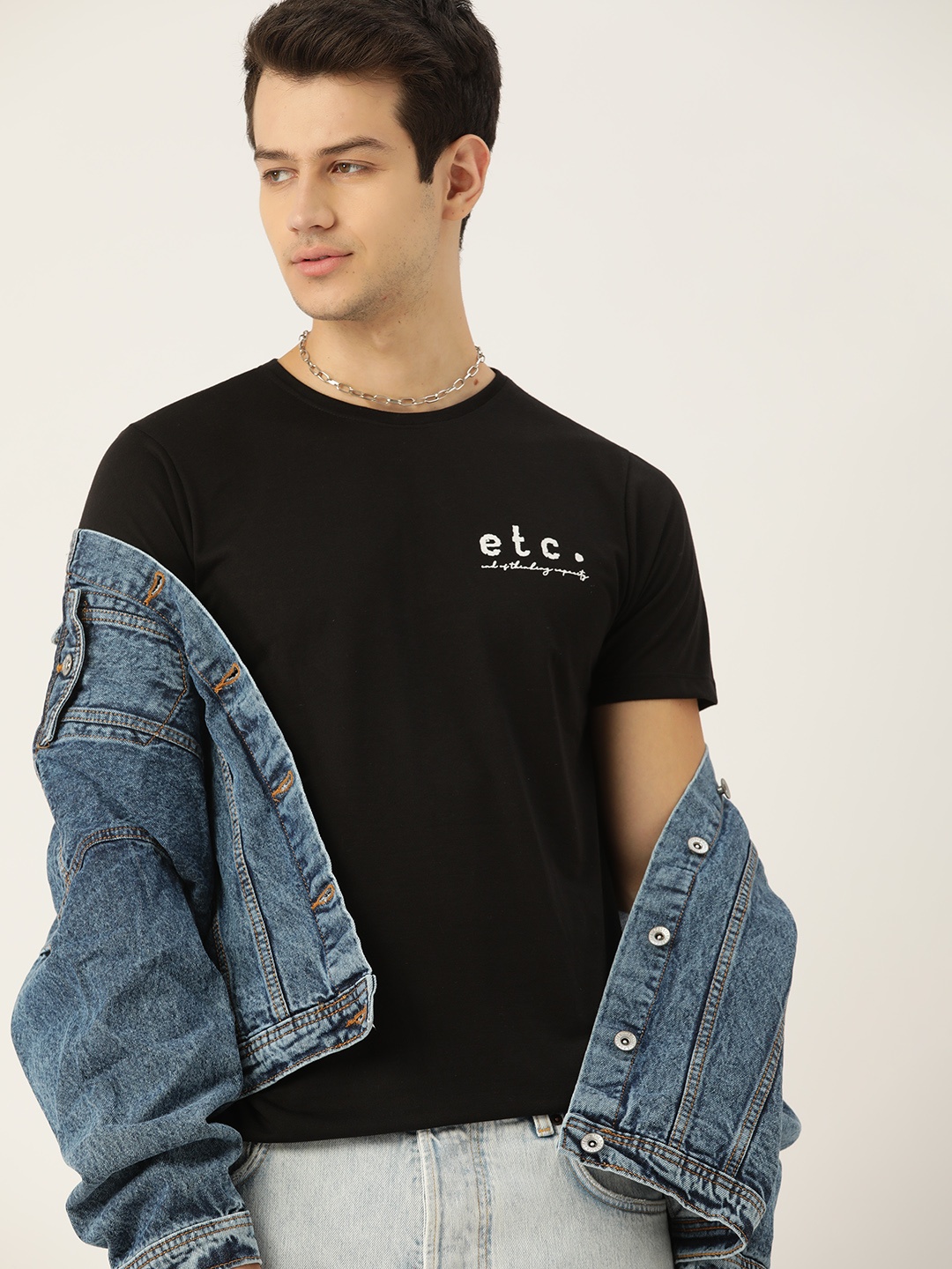 

Kook N Keech Men Black Solid T-shirt