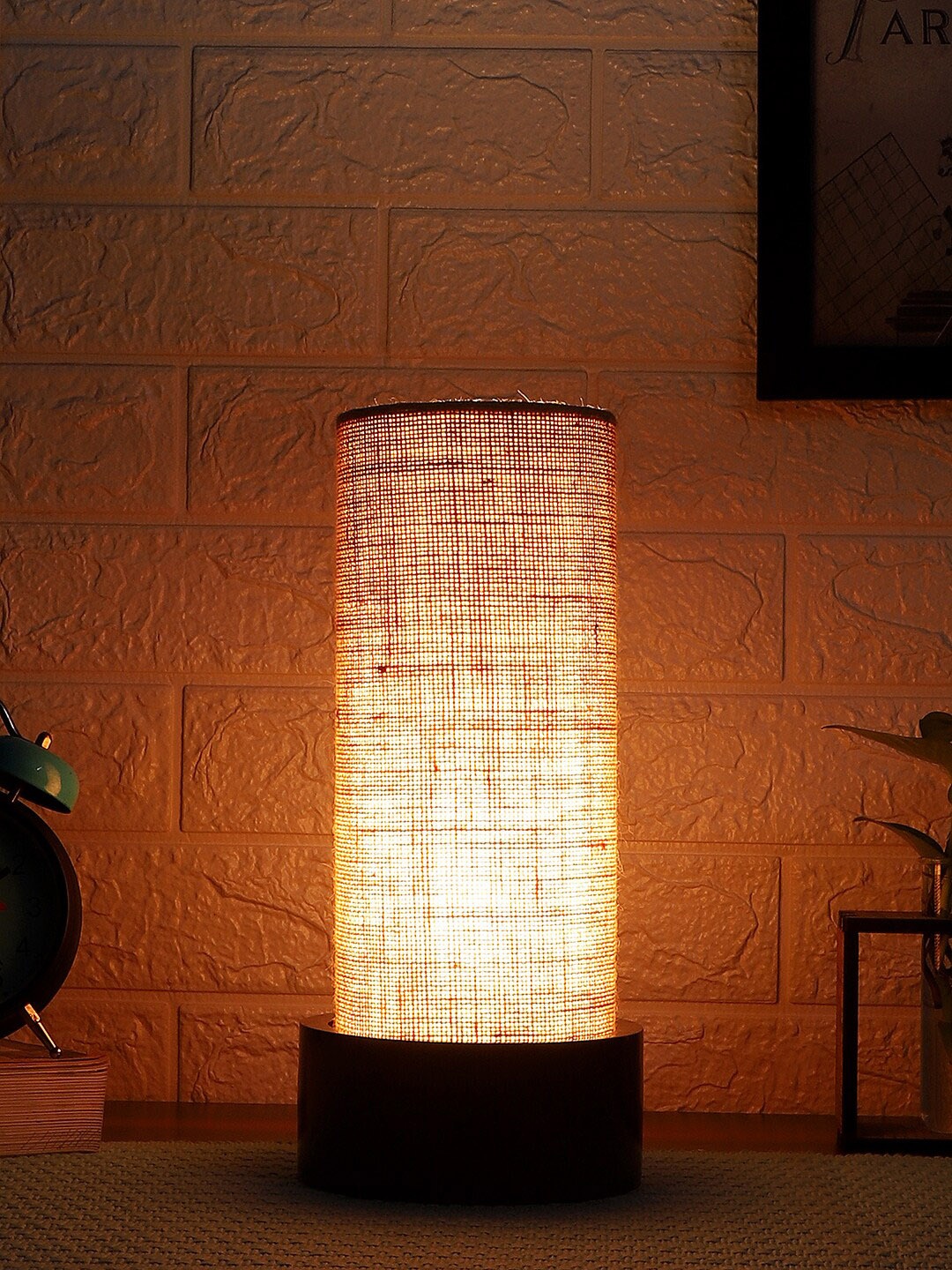 

Devansh Beige Jute Table Lamp with Wooden Base