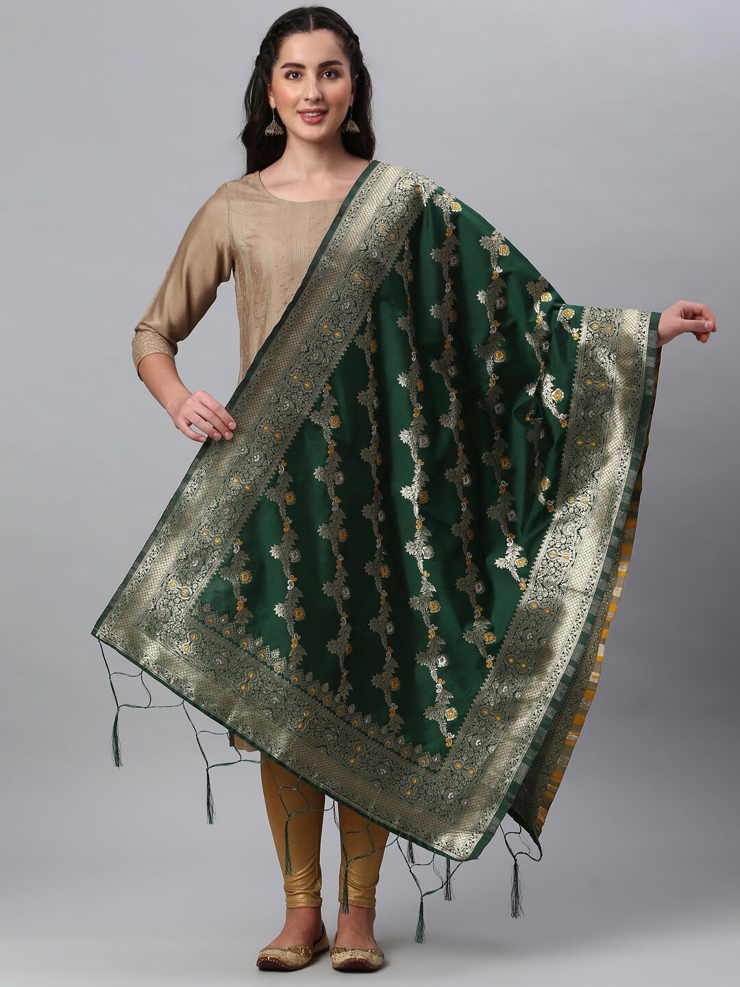 

Lilots Green & Gold-Toned Ethnic Motifs Woven Design Dupatta