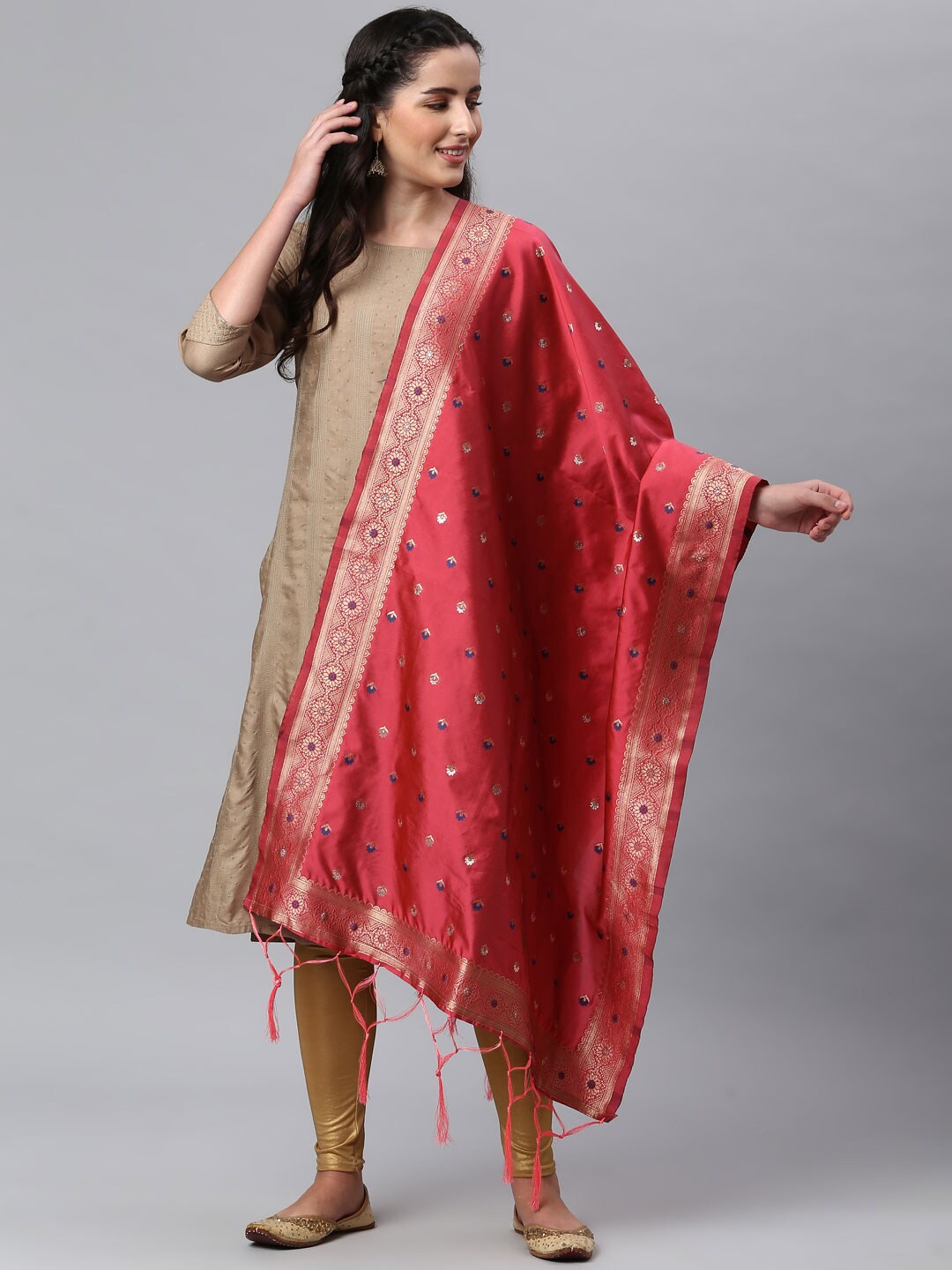 

Lilots Pink & Gold-Toned Ethnic Motifs Woven Design Dupatta