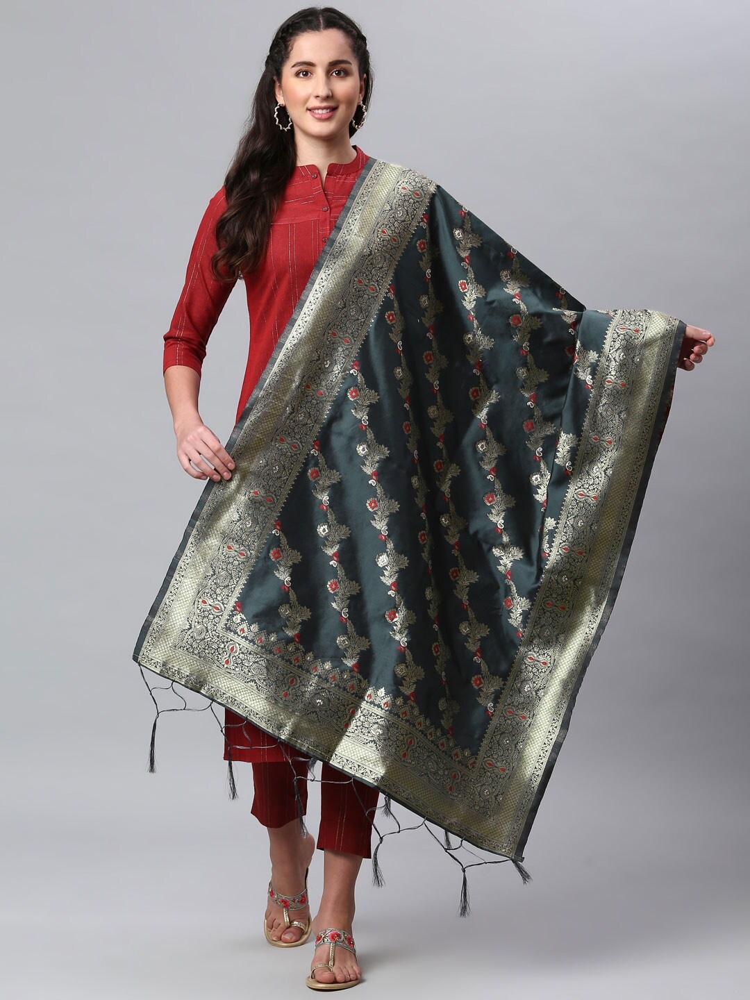 

Lilots Grey & Golden Ethnic Motifs Woven Design Dupatta