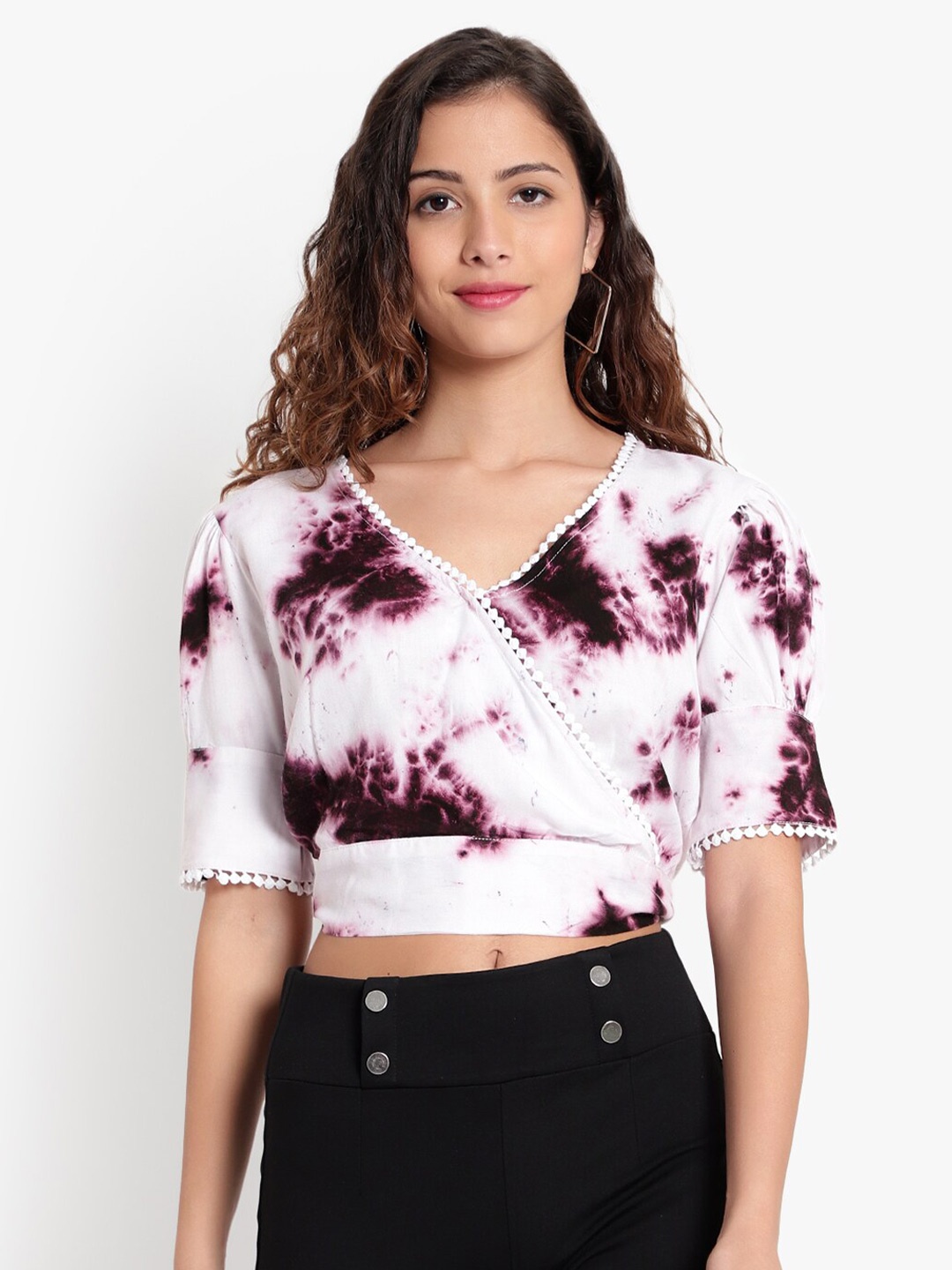 

Indietoga Purple & White Tie and Dye Print Wrap Crop Top