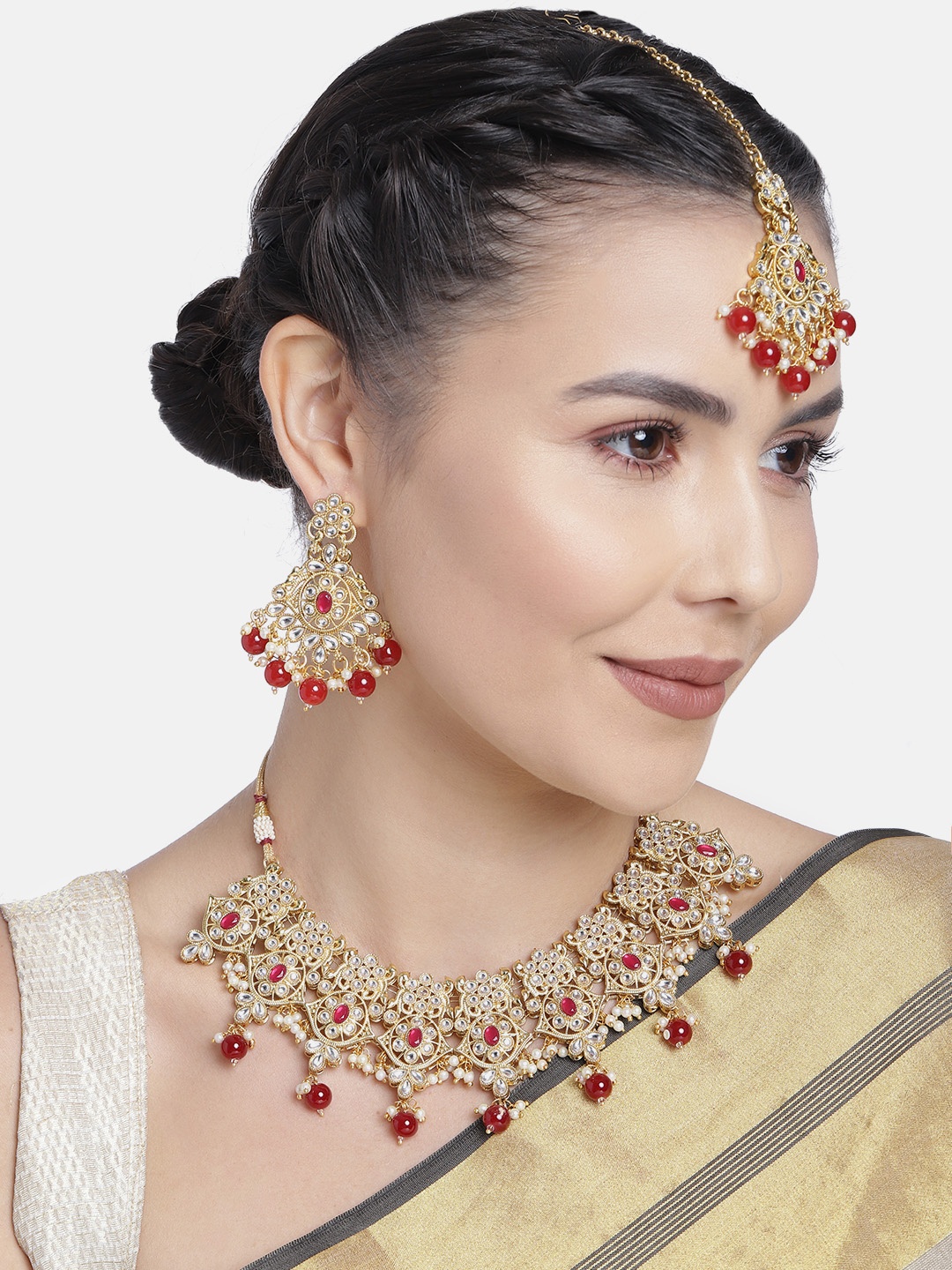 

Kord Store Red & White Gold Plated Kundan And Beads Studded Necklace Set