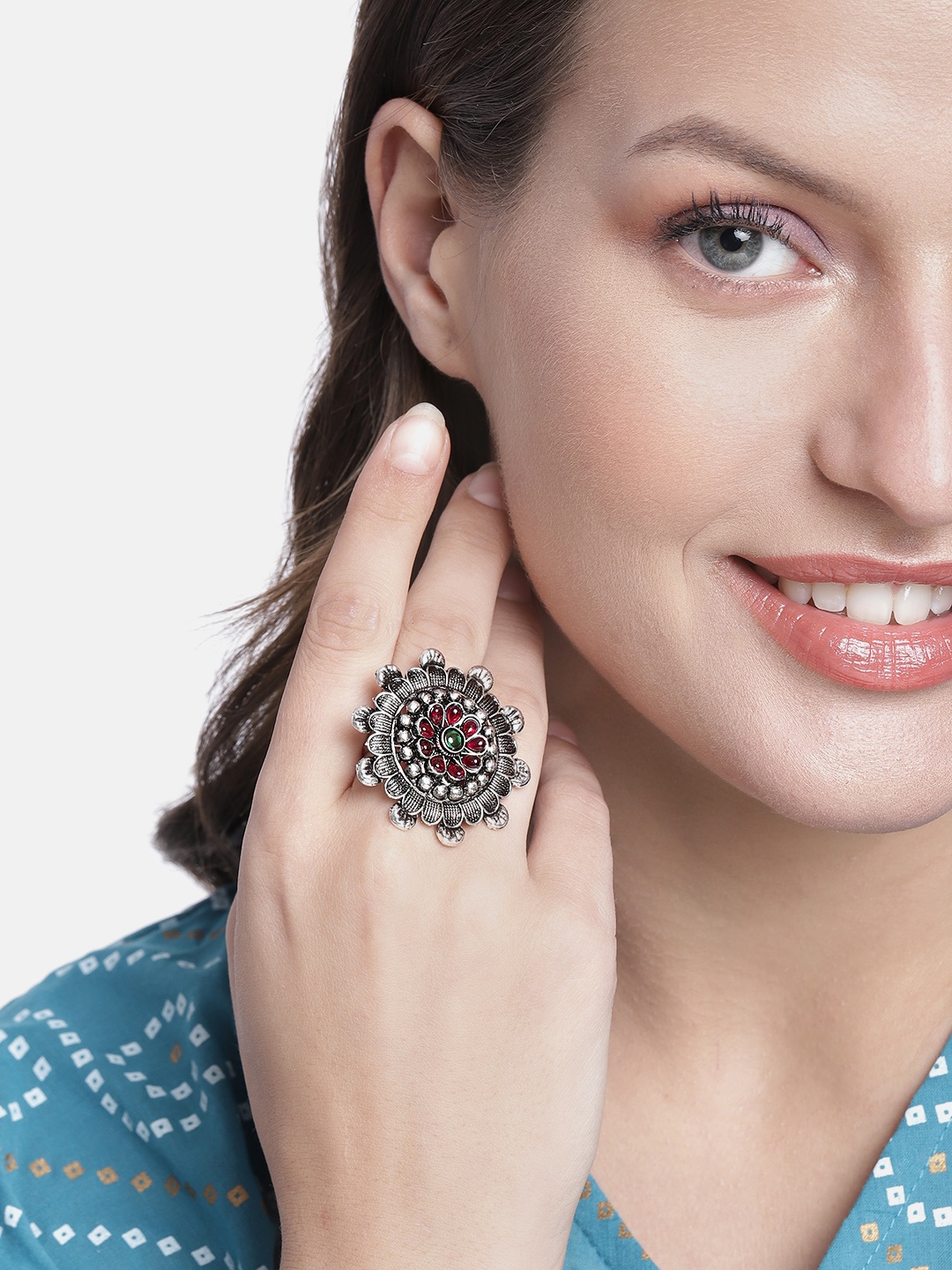 

Kord Store Silver-Plated Oxidised Floral Adjustable Finger Ring
