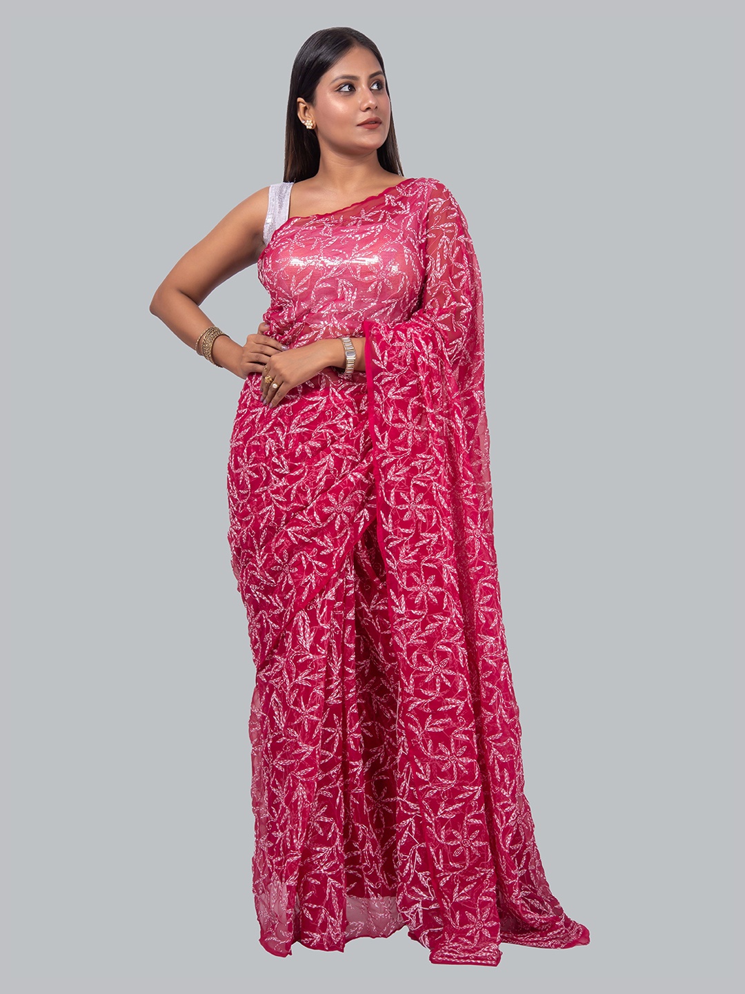 

FAWOMENT Maroon Floral Chikankari Embroidered Tepchi Saree