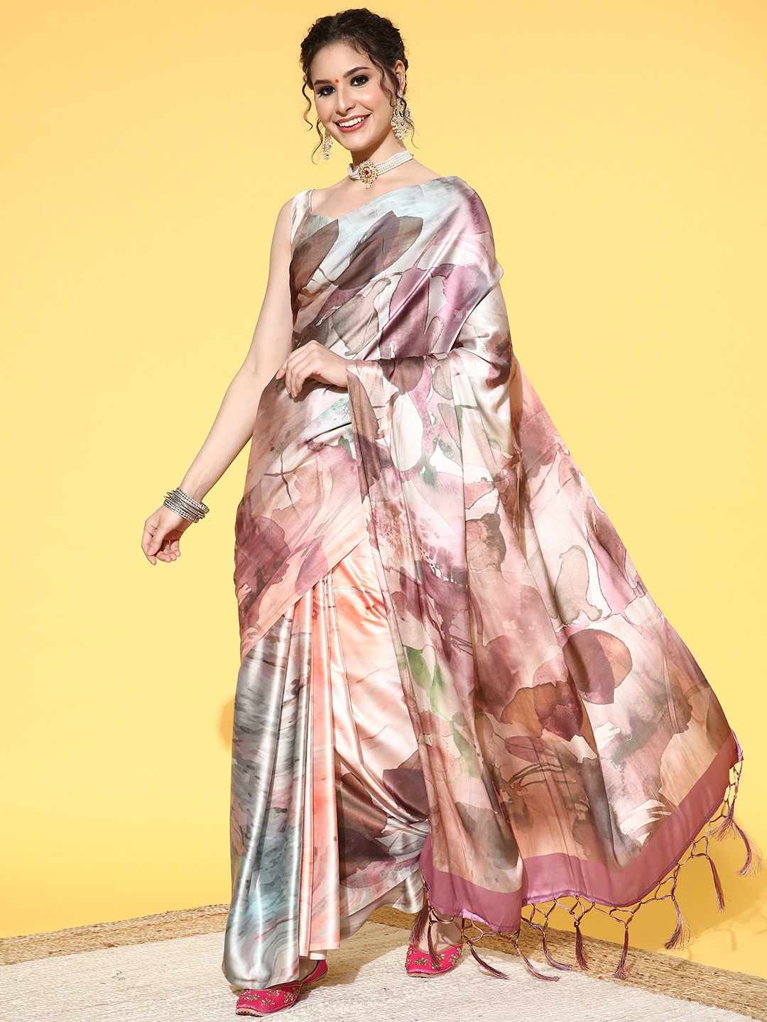 

Saree mall Abstract Saree, Peach
