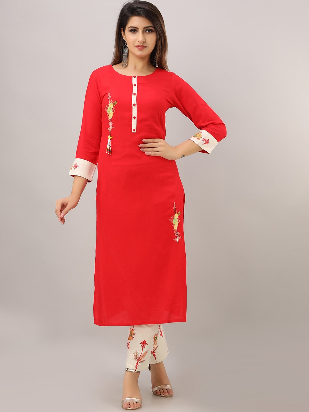 

SKY SHOPPIE Women Red Phulkari Kurta with Palazzos