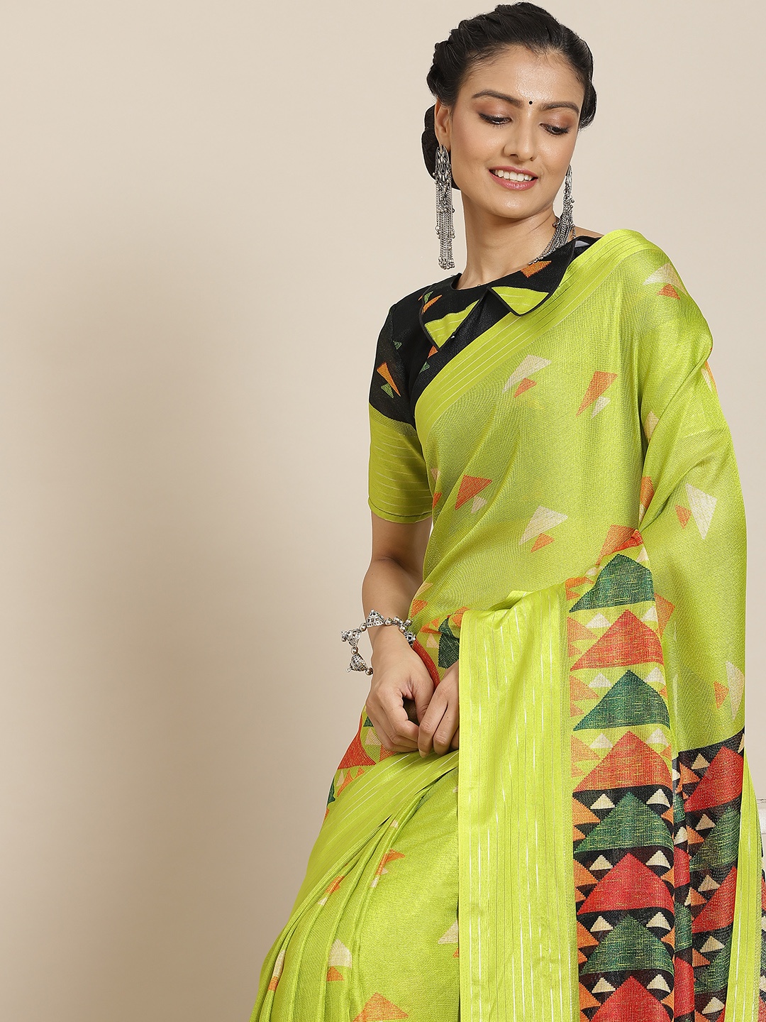 

Satrani Fluorescent Green & Black Kalamkari Jute Silk Saree
