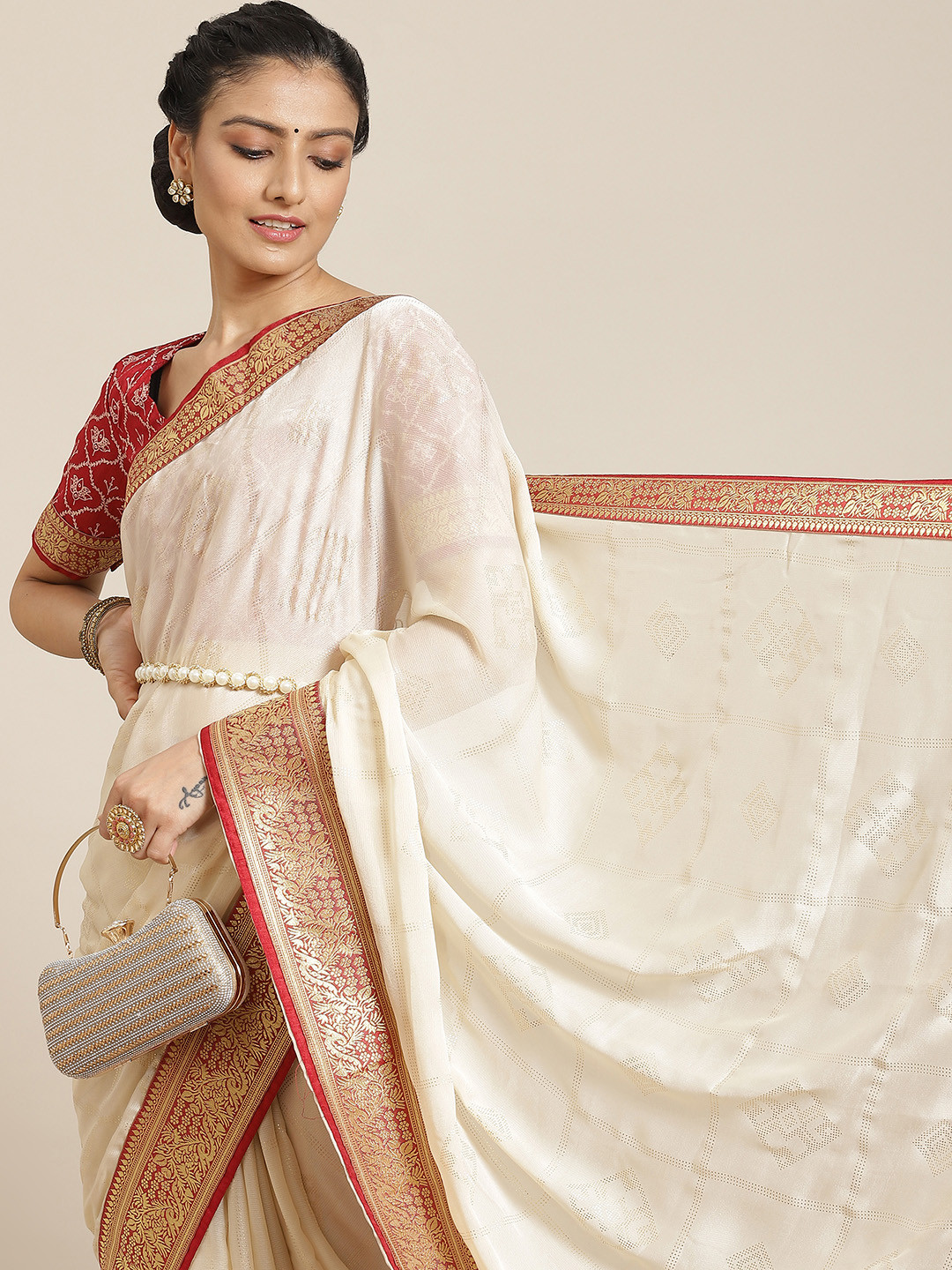 

Satrani Off White & Red Woven Design Saree