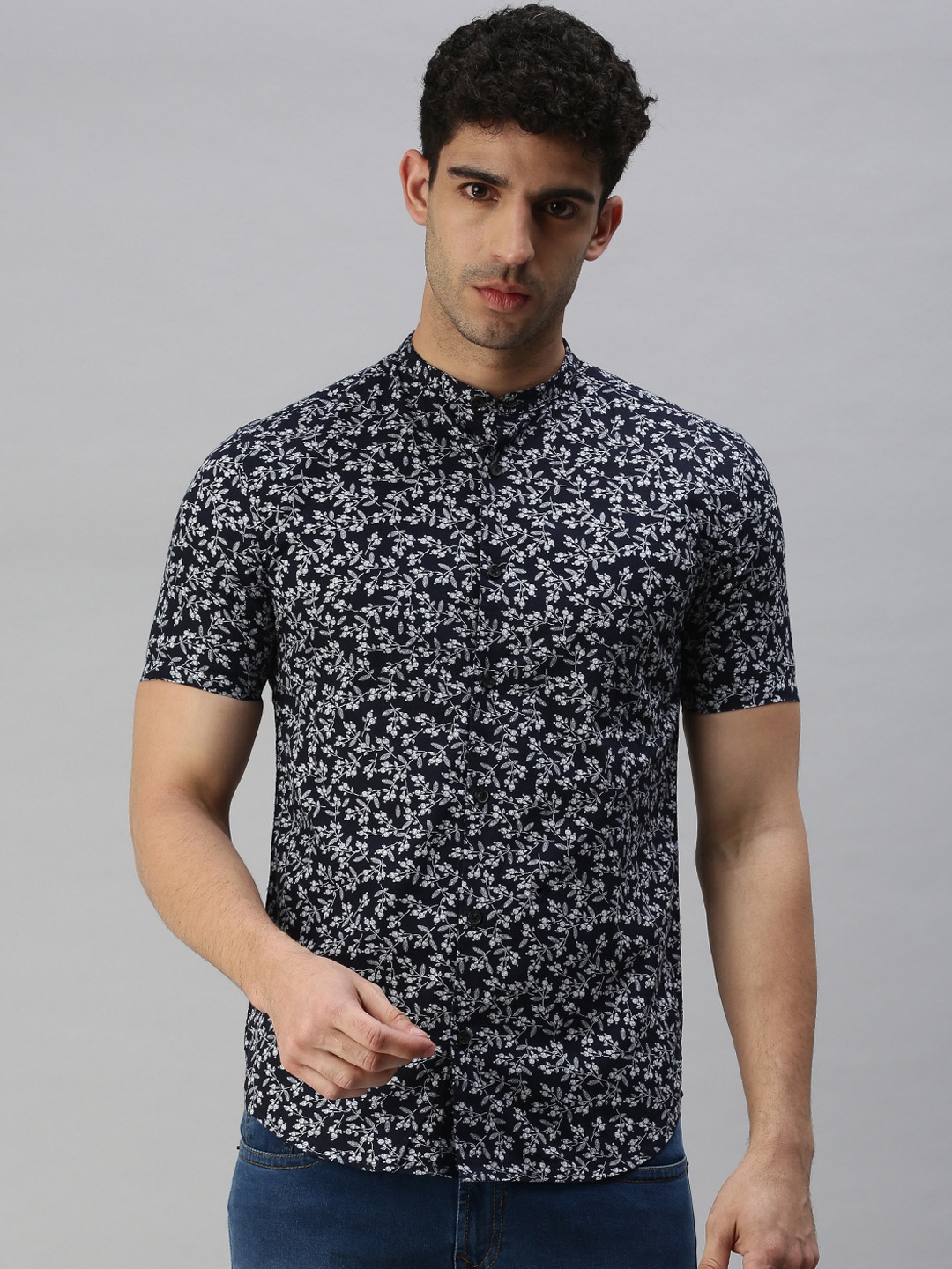 

SHOWOFF Men Navy Blue Premium Slim Fit Floral Printed Casual Shirt