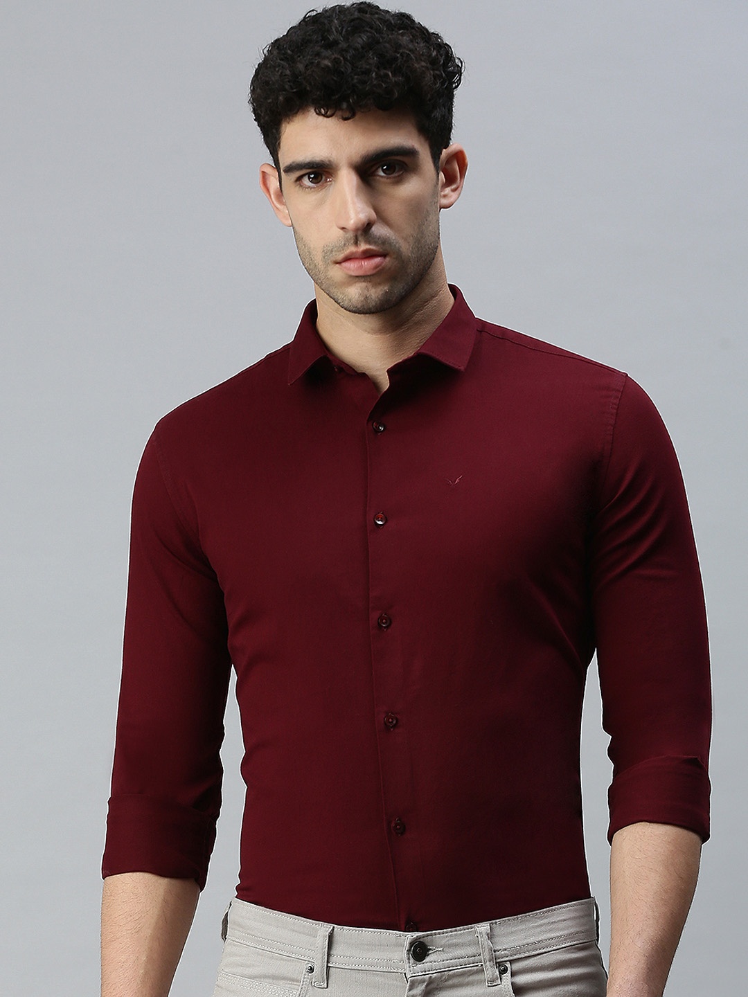

SHOWOFF Men Maroon Premium Slim Fit Casual Shirt