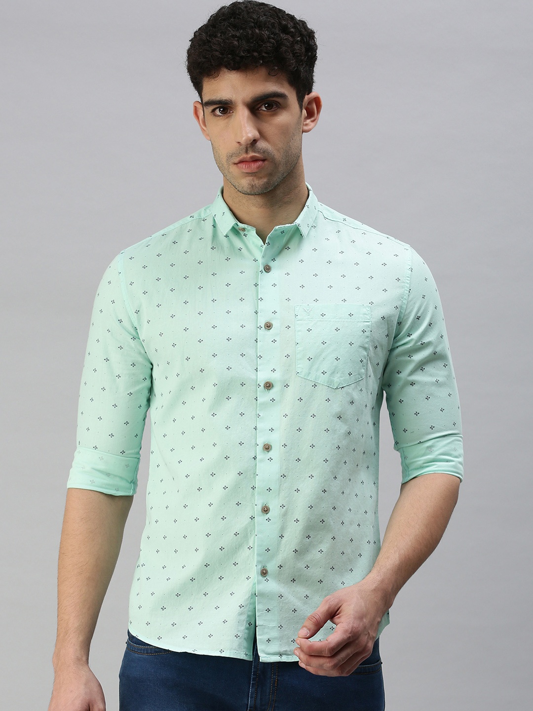 

SHOWOFF Men Sea Green Comfort Slim Fit Printed Casual Shirt