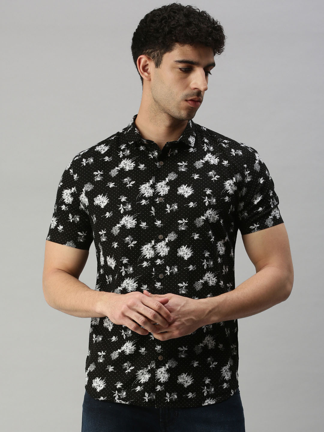 

SHOWOFF Men Black Premium Slim Fit Floral Printed Casual Shirt