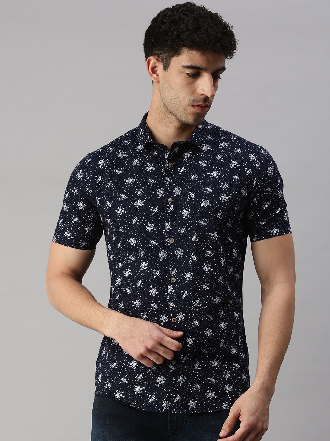 

SHOWOFF Men Navy Blue Premium Slim Fit Printed Casual Shirt