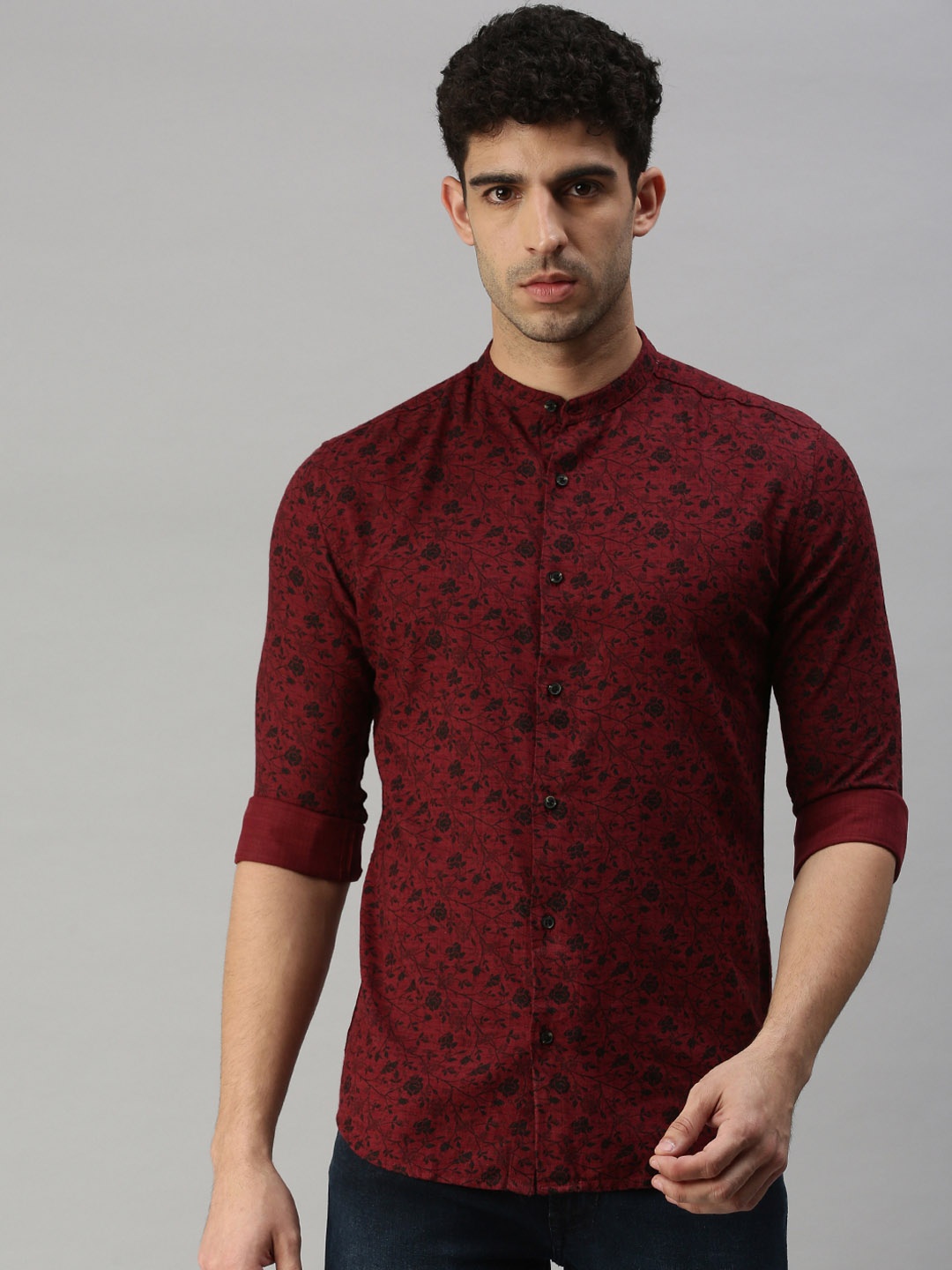 

SHOWOFF Men Maroon Premium Slim Fit Floral Printed Casual Shirt