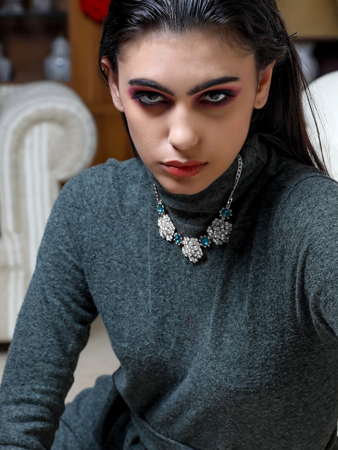 

ODETTE Silver-Toned & Blue Stones-Studded Necklace