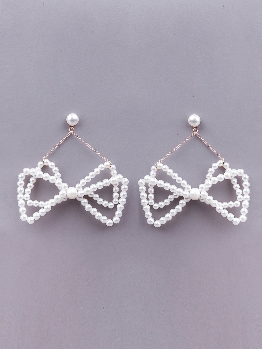 

ODETTE White Contemporary Drop Earrings