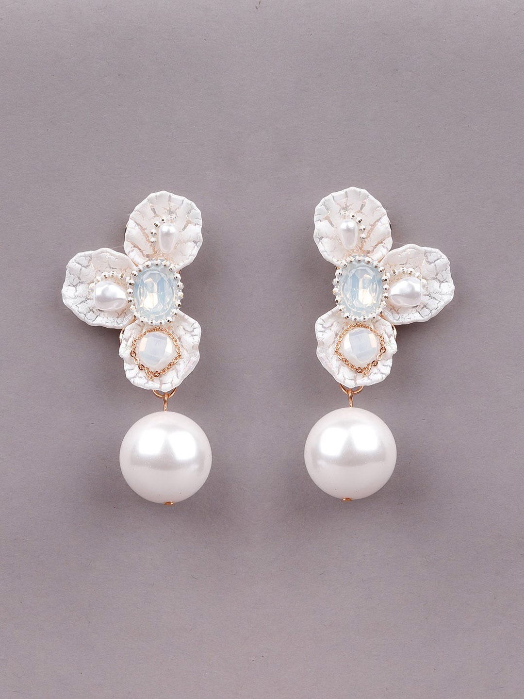 

ODETTE White Oval Drop Earrings
