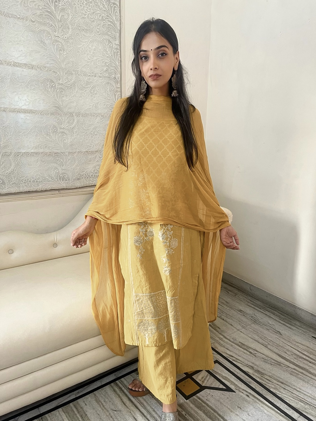 

Vishudh Women Printed Kurta with Palazzo and Dupatta, Yellow