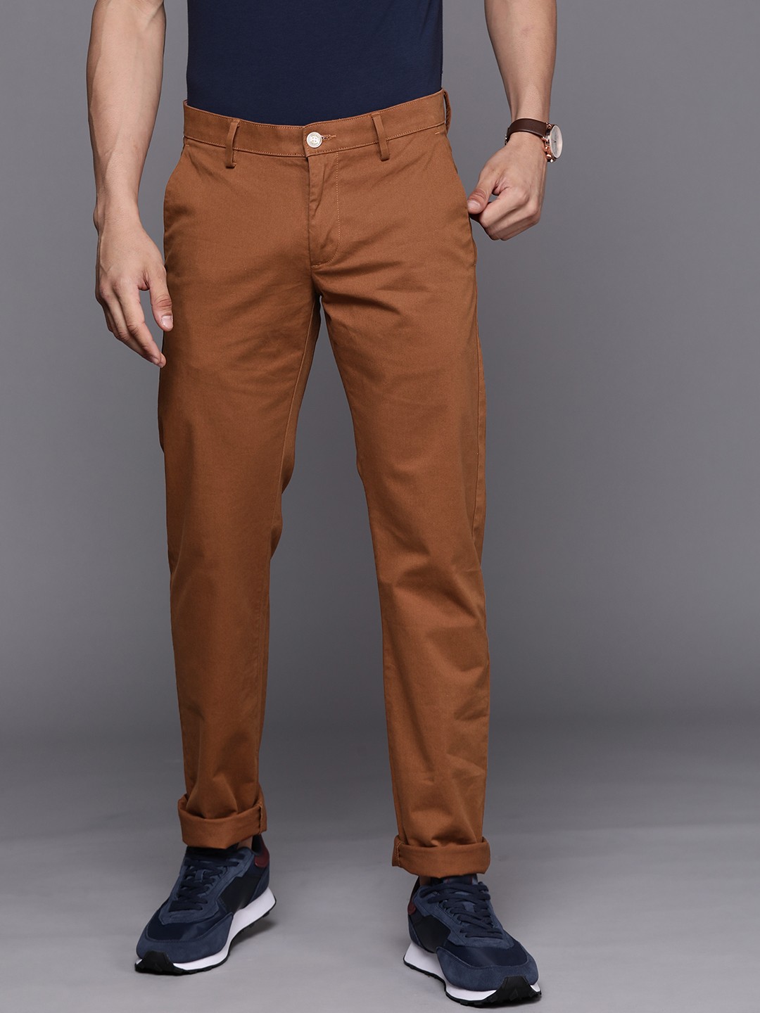 

Allen Solly Men Brown Solid Slim Fit Chinos Trousers