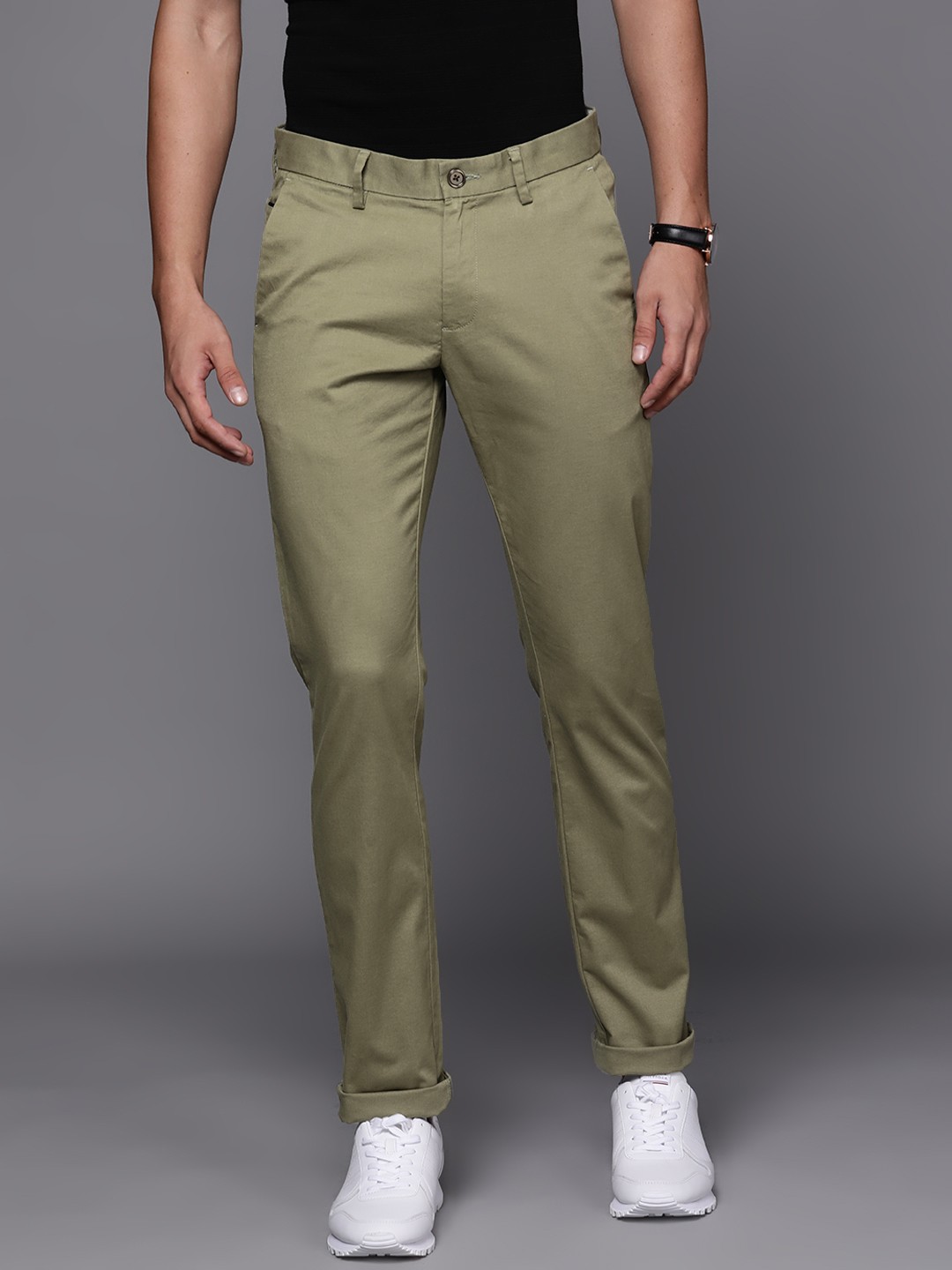 

Allen Solly Men Olive Green Solid Chinos Trousers