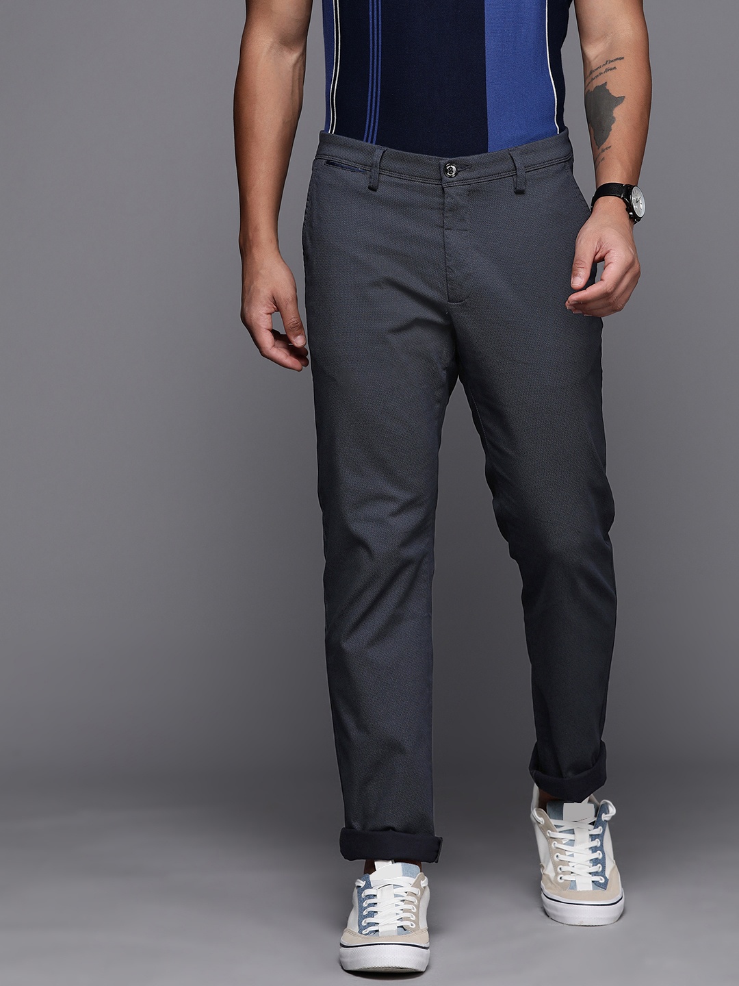 

Allen Solly Men Self-Design Geometric Classic Fit Chinos, Navy blue