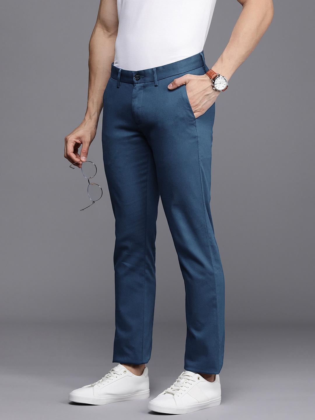 

Allen Solly Men Textured Slim Fit Trousers, Blue