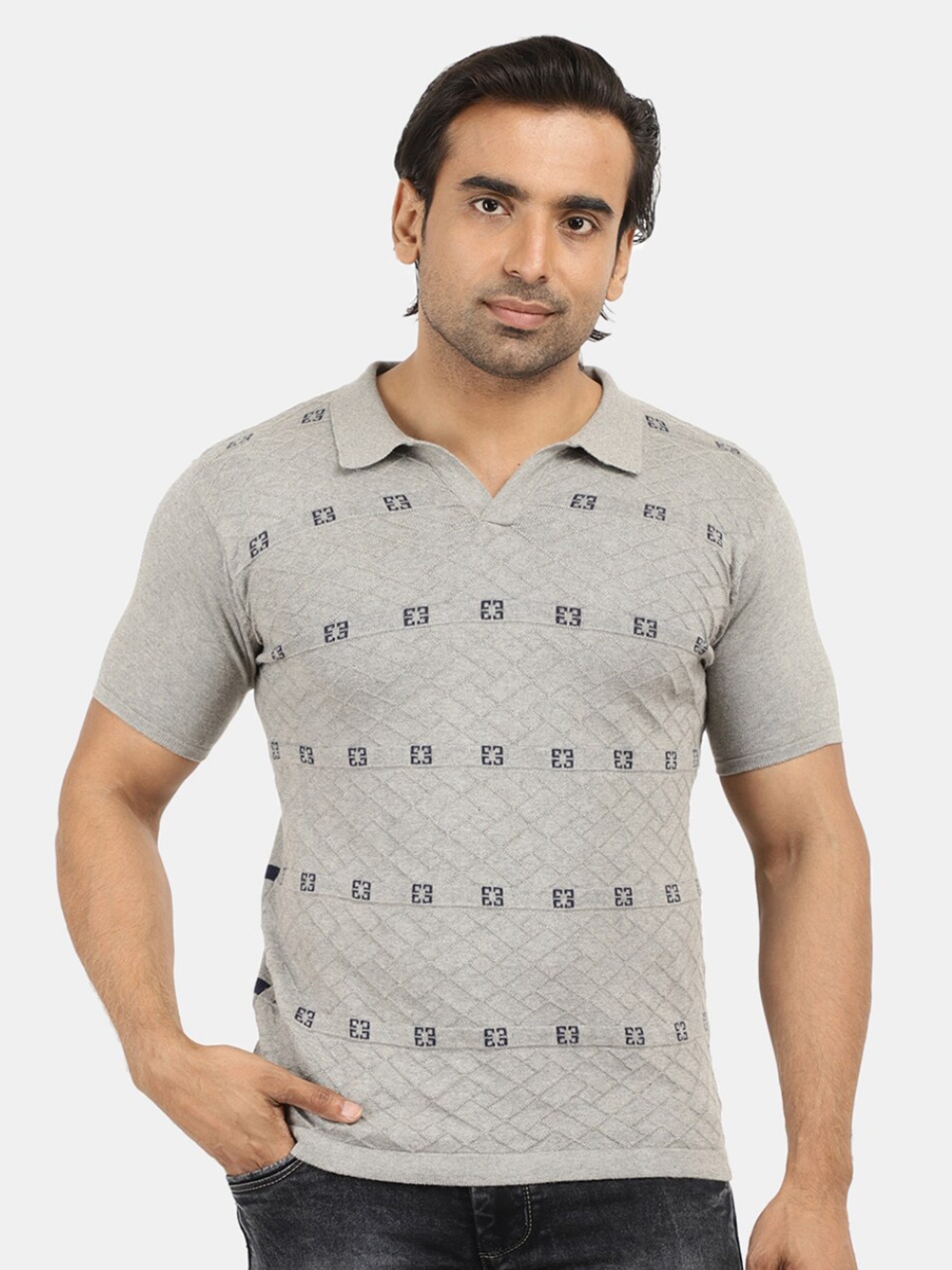 

V-Mart Men Grey Tribal Printed Polo Collar Slim Fit T-shirt