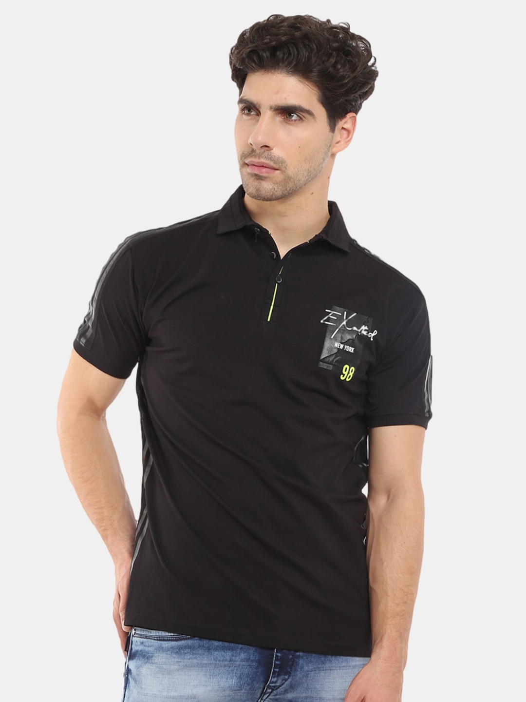 

V-Mart Men Black Polo Collar T-shirt