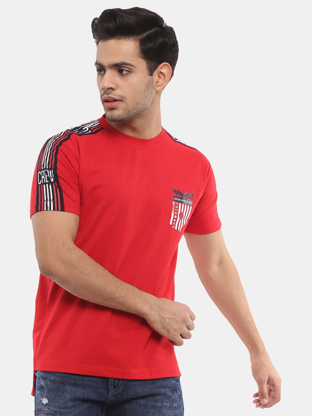 V-Mart Men Red Typography Printed Slim Fit T-shirt