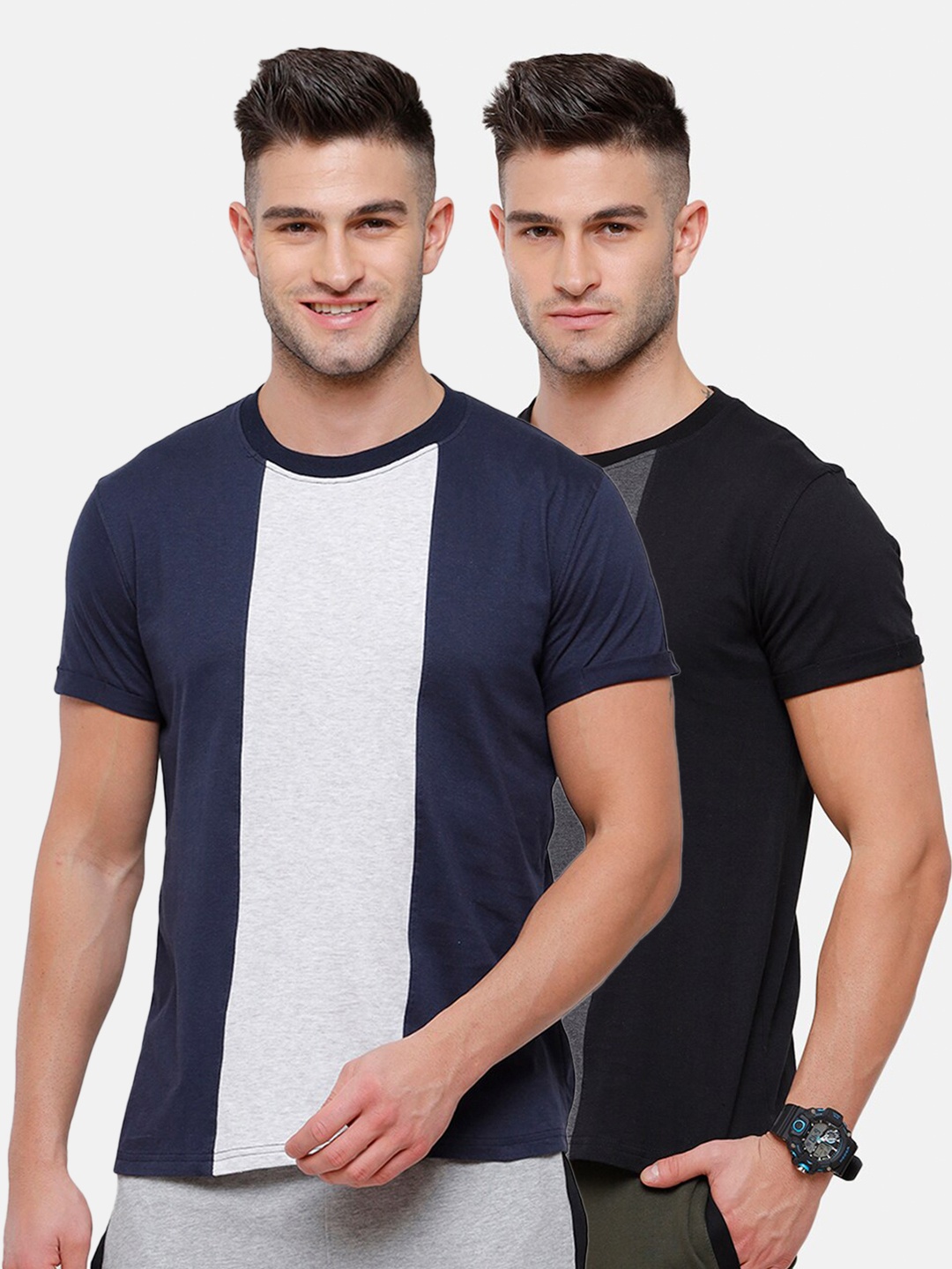 

MADSTO Men Pack Of 2 Black & Navy Blue Colourblocked Slim Fit T-shirt