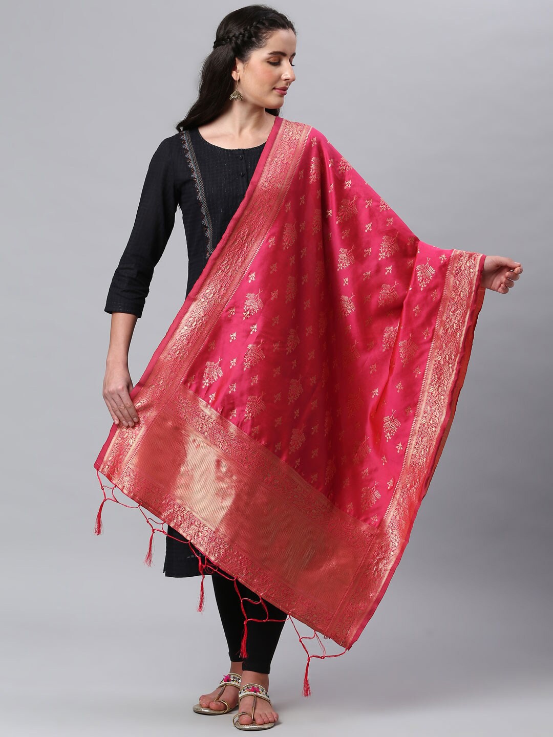 

Lilots Pink & Gold-Toned Ethnic Motifs Woven Design Dupatta
