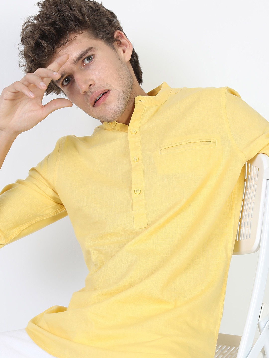 

KETCH Men Yellow Slim Fit Casual Shirt