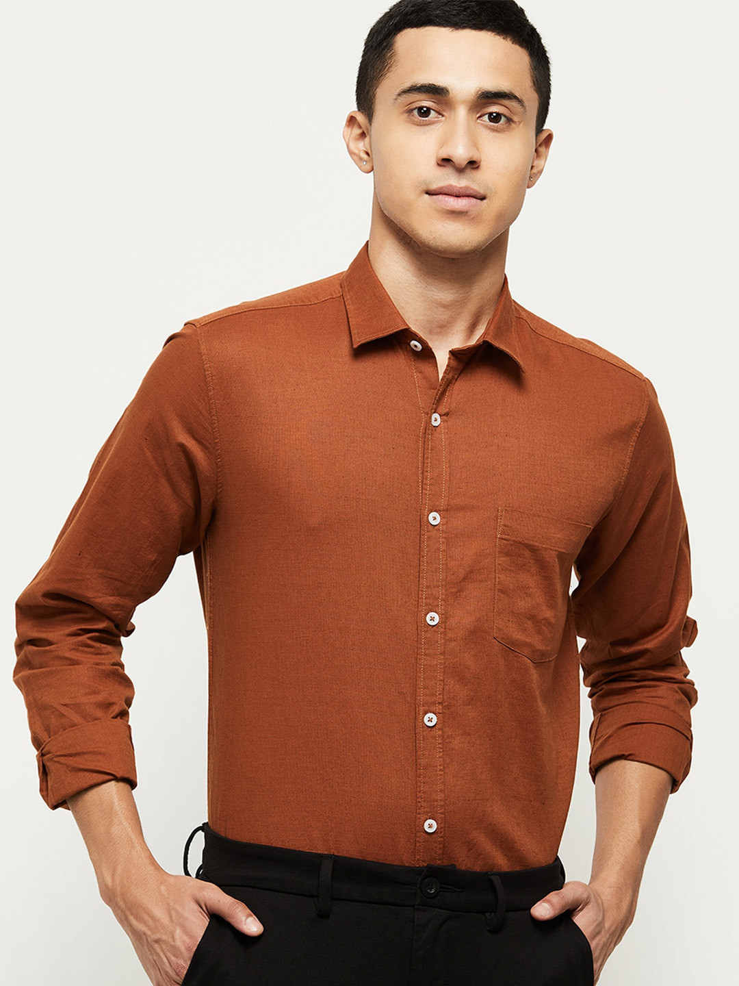

max Men Rust Casual Shirt