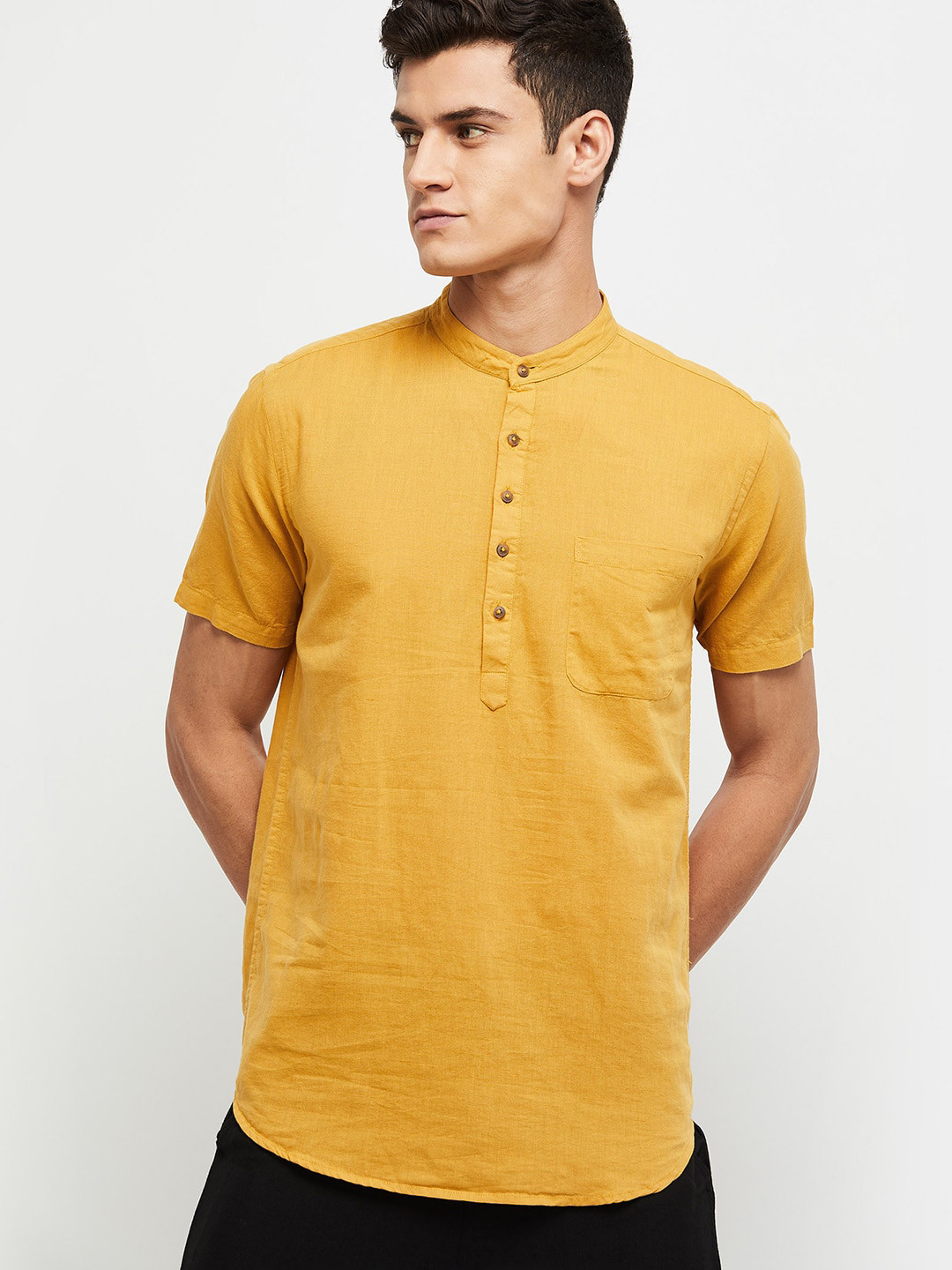 

max Men Yellow Solid Kurta