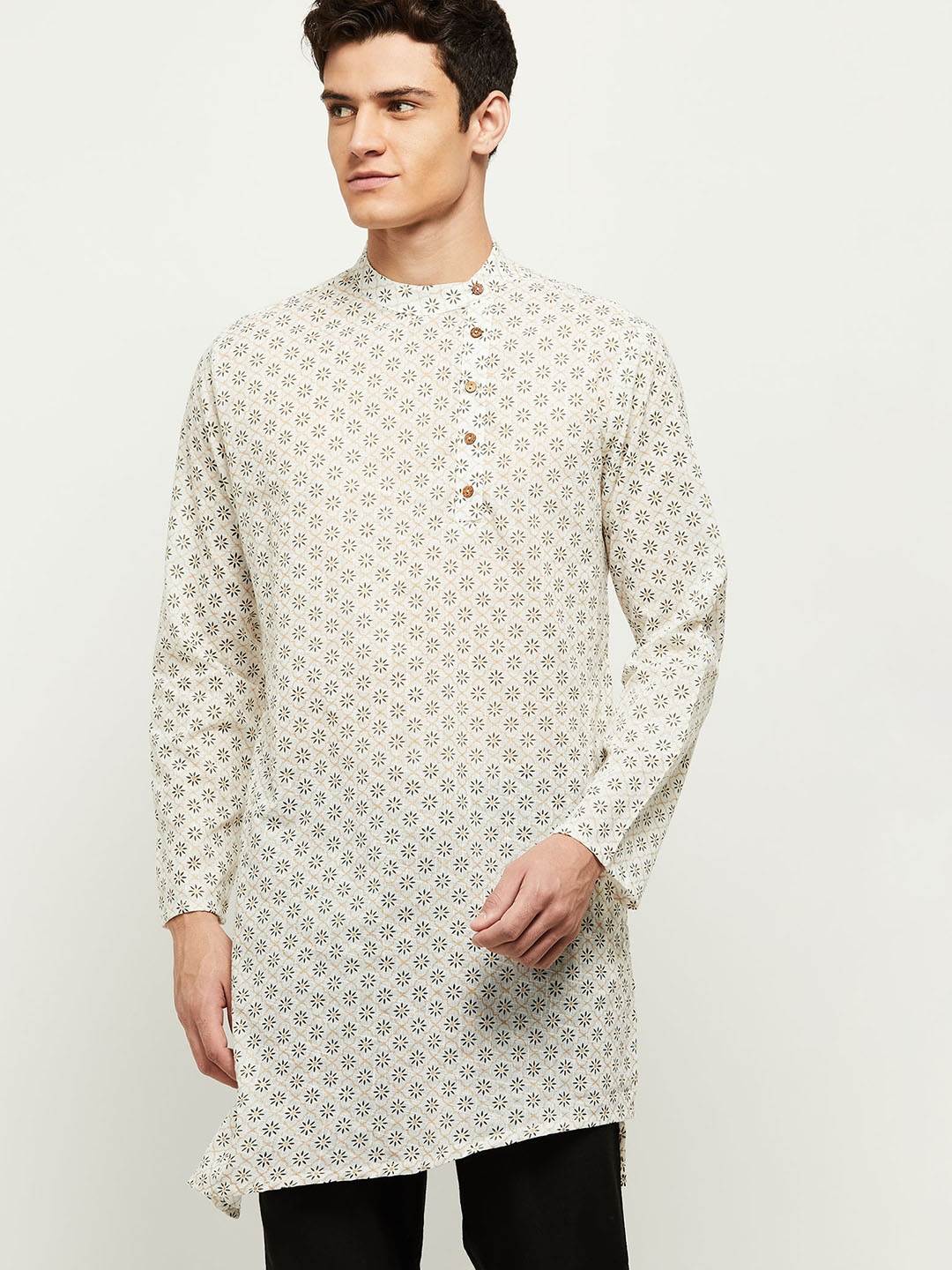 

max Men White Geometric Kurta