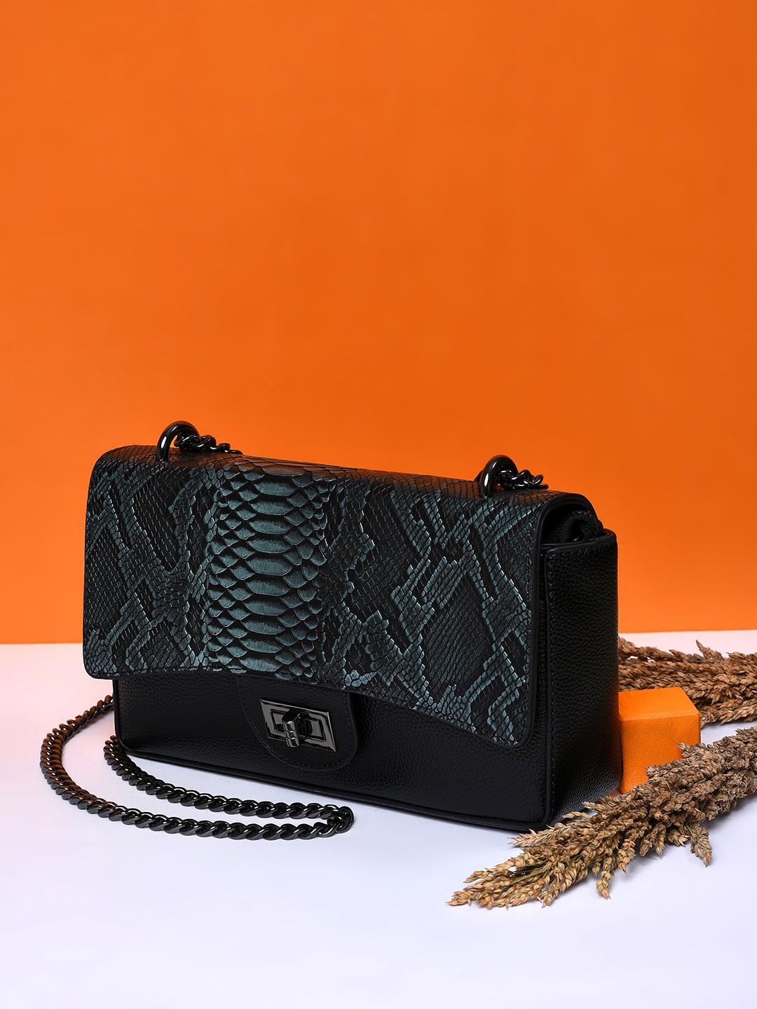 

HAUTE SAUCE by Campus Sutra Black Animal Printed PU Shoulder Bag