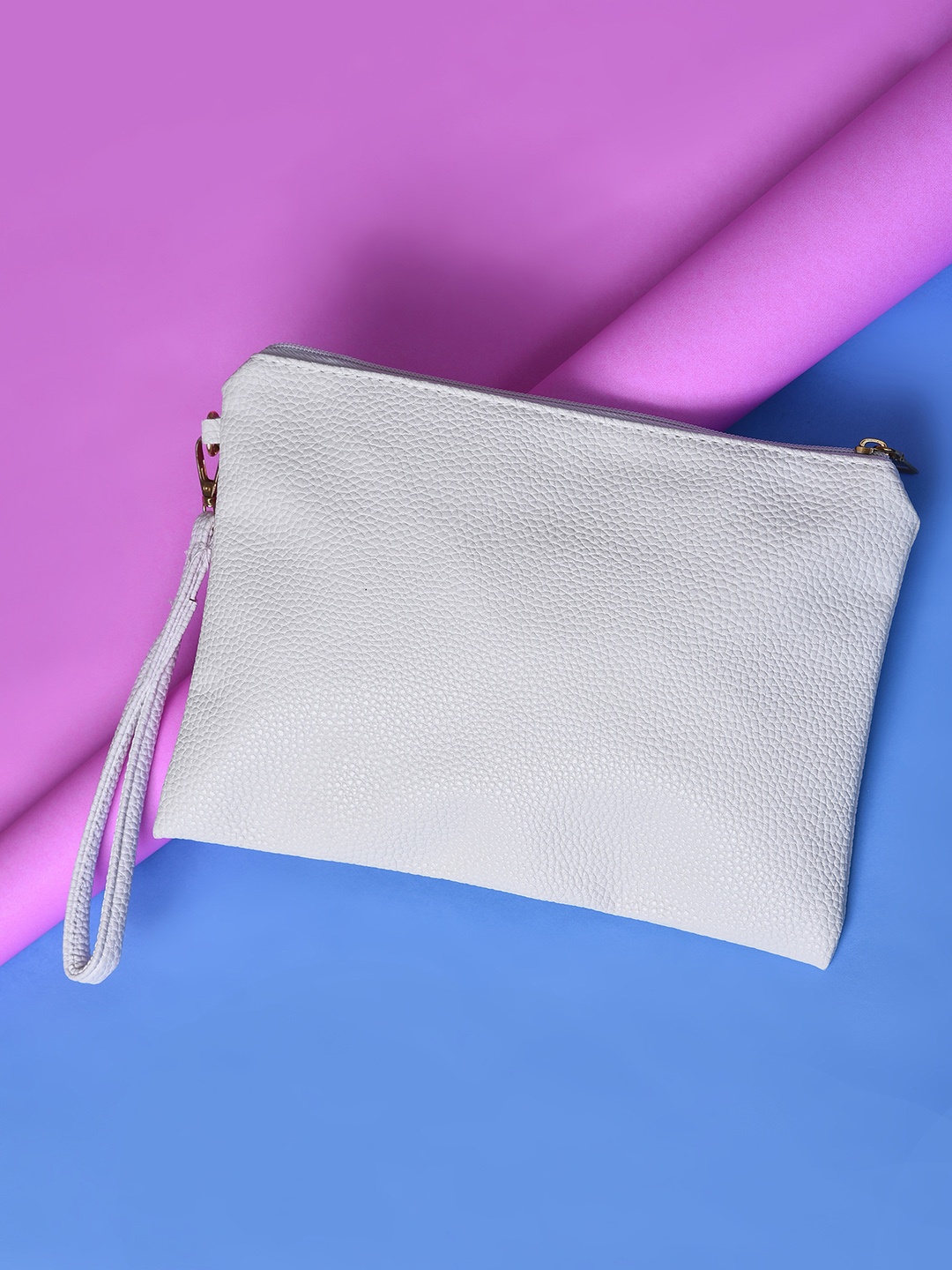 

HAUTE SAUCE by Campus Sutra White Solid Purse