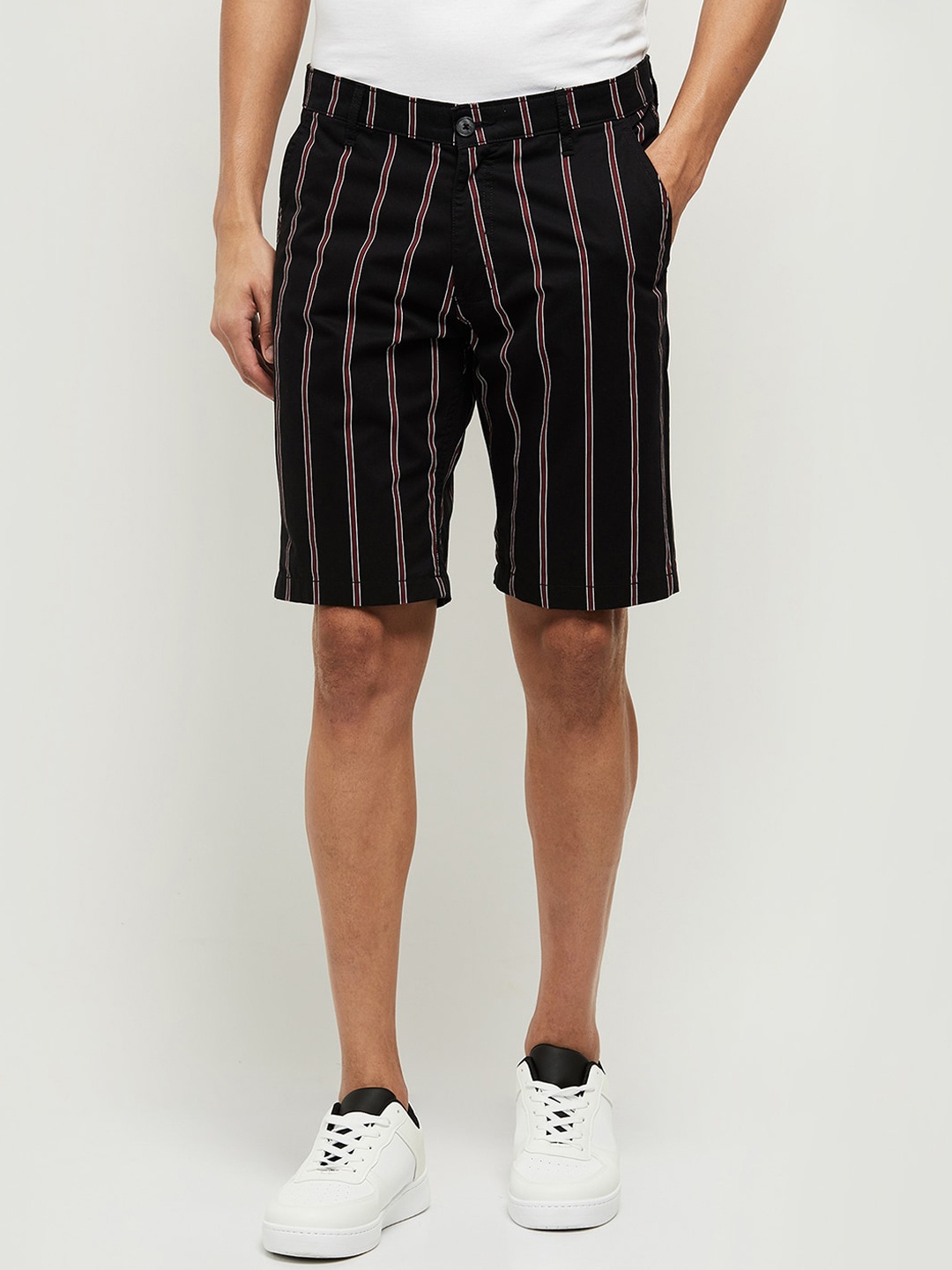 

max Men Black Striped Cotton Shorts