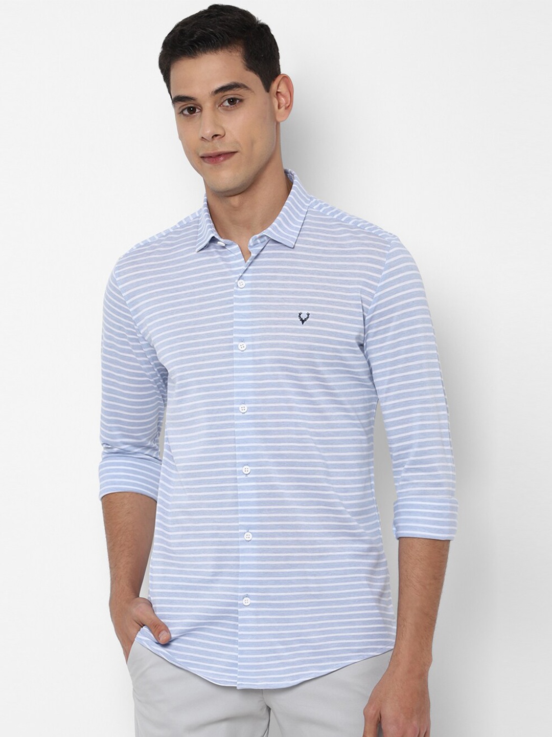 

Allen Solly Men Blue Slim Fit Horizontal Stripes Striped Casual Shirt