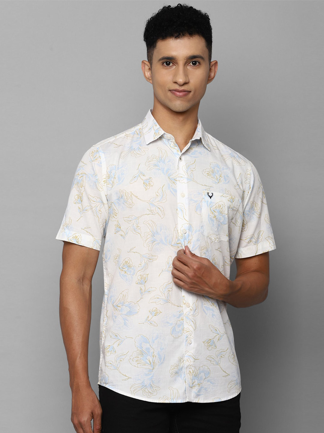 

Allen Solly Men White Slim Fit Floral Printed Casual Shirt