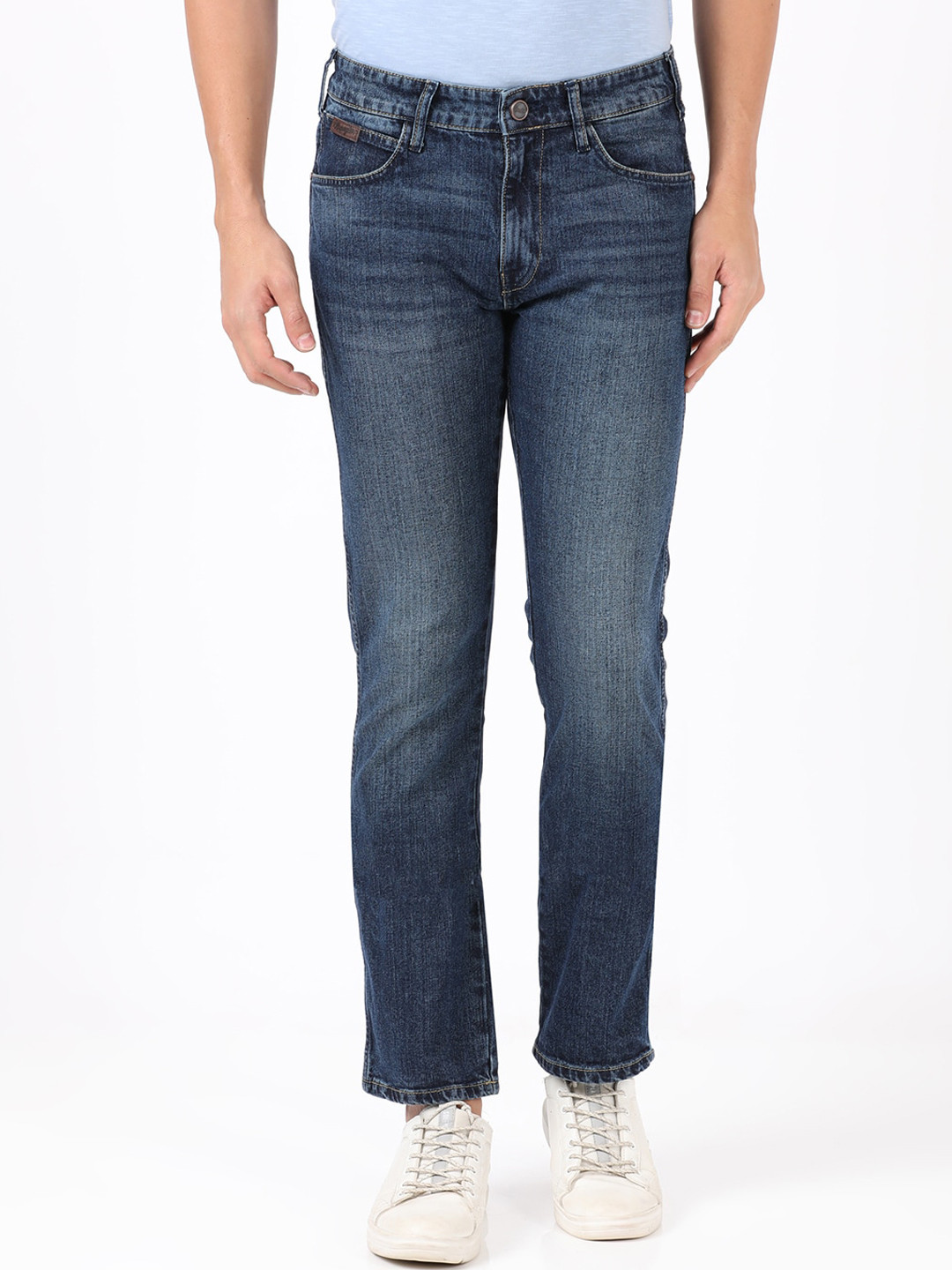 

Wrangler Men Blue Millard Low-Rise Light Fade Stretchable Jeans